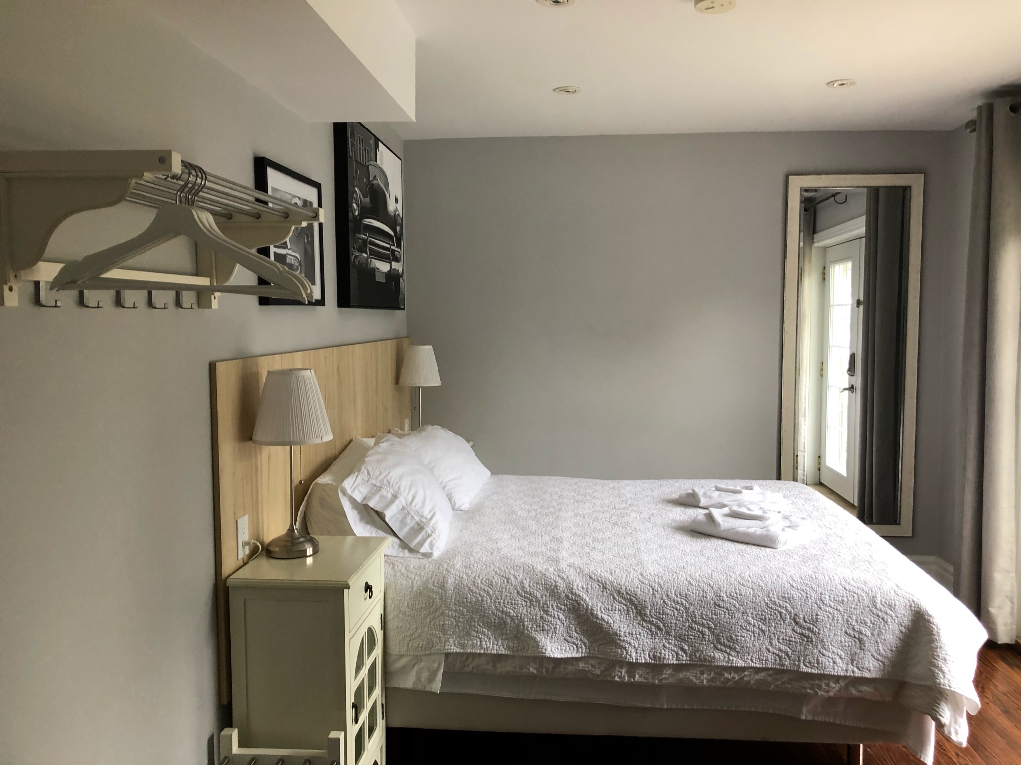 Private Bedroom with Separate Entrance