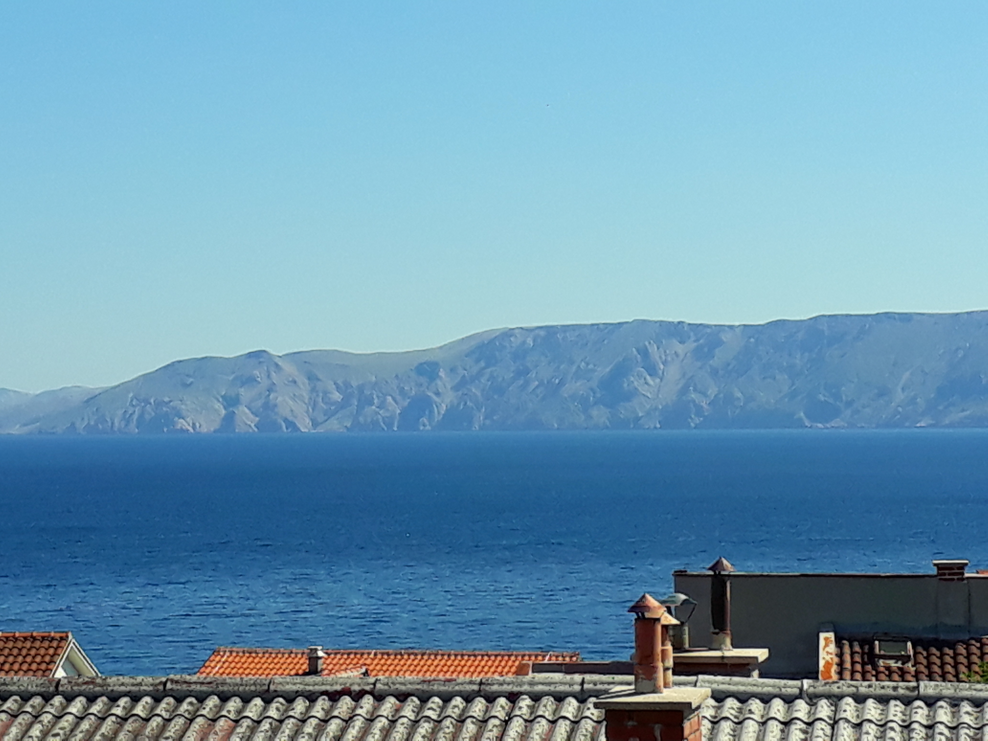 Good Choice -  3 Bedroom Apartment with Seaview