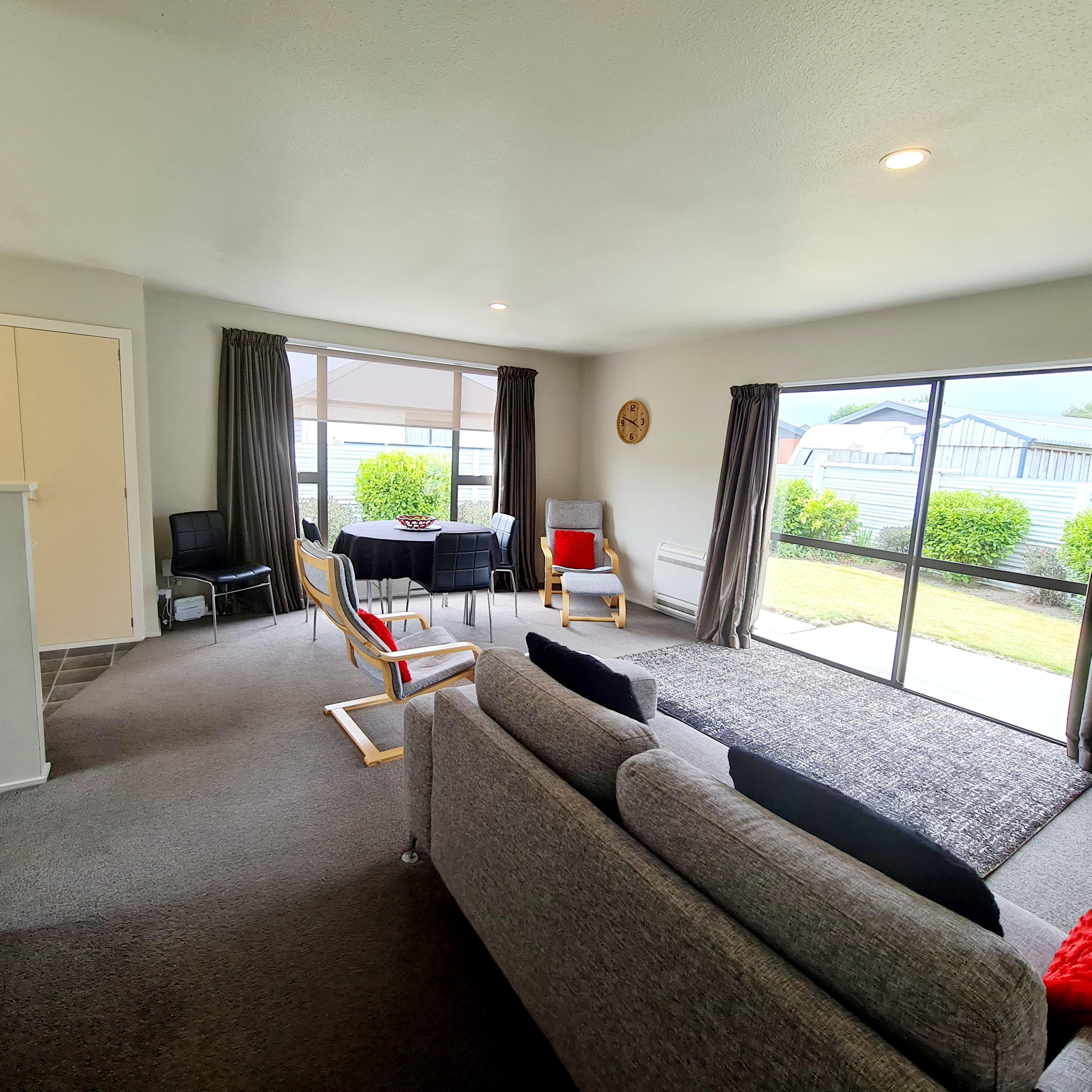 Birdsville - Entire House - light & warm