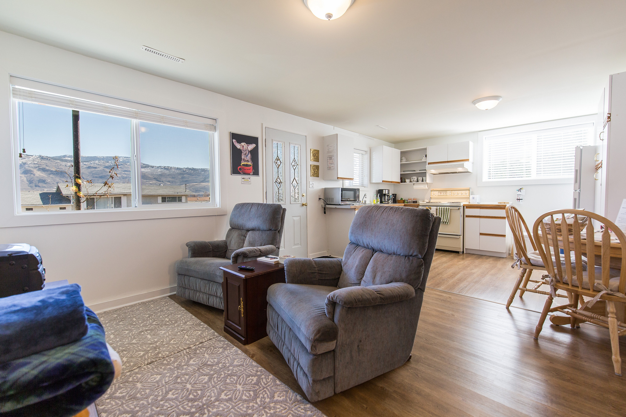 RoseGardenSuite 3-5 night Your Home away from Home