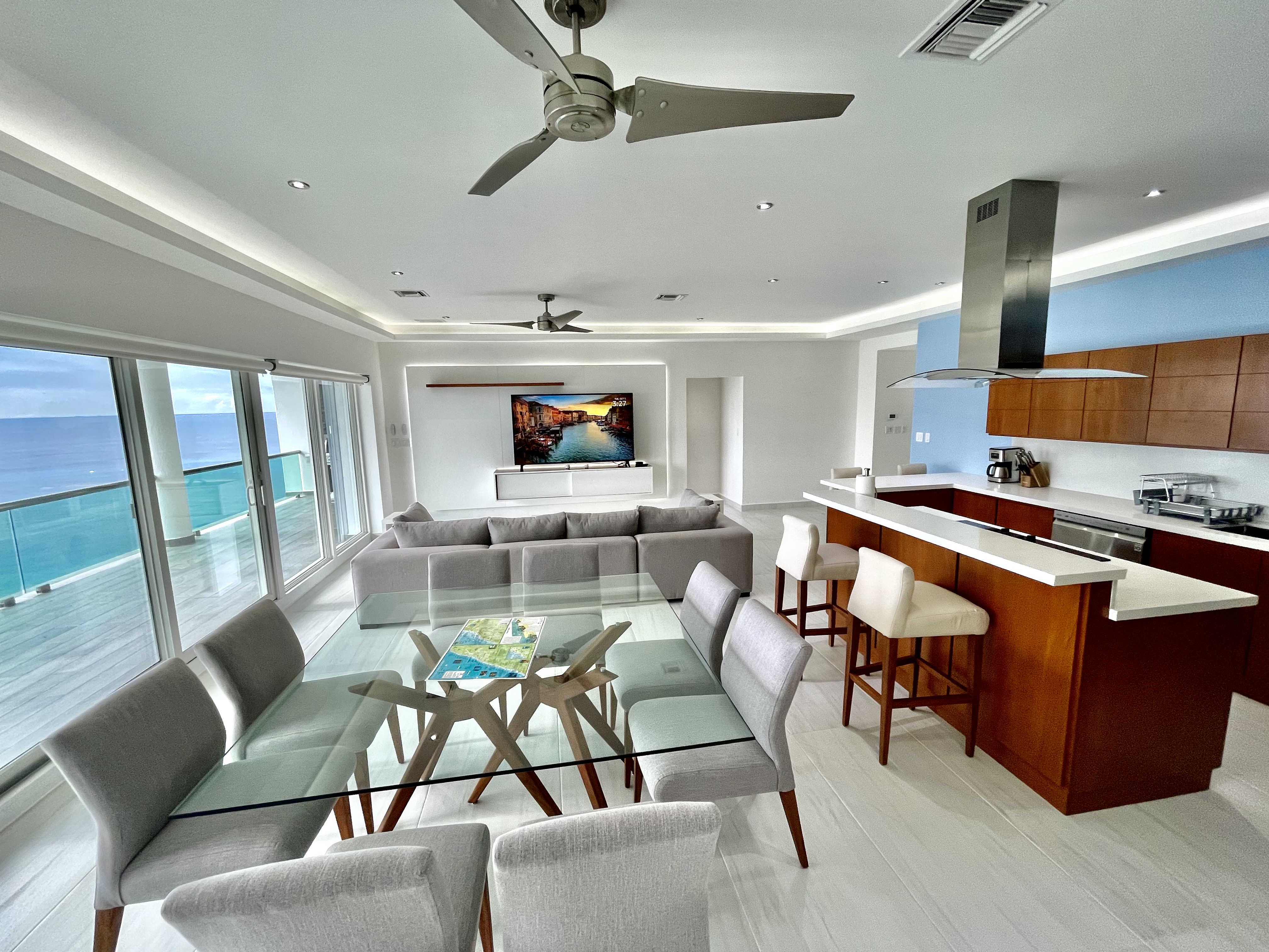 Palmar 8C- 2Br Penthouse!