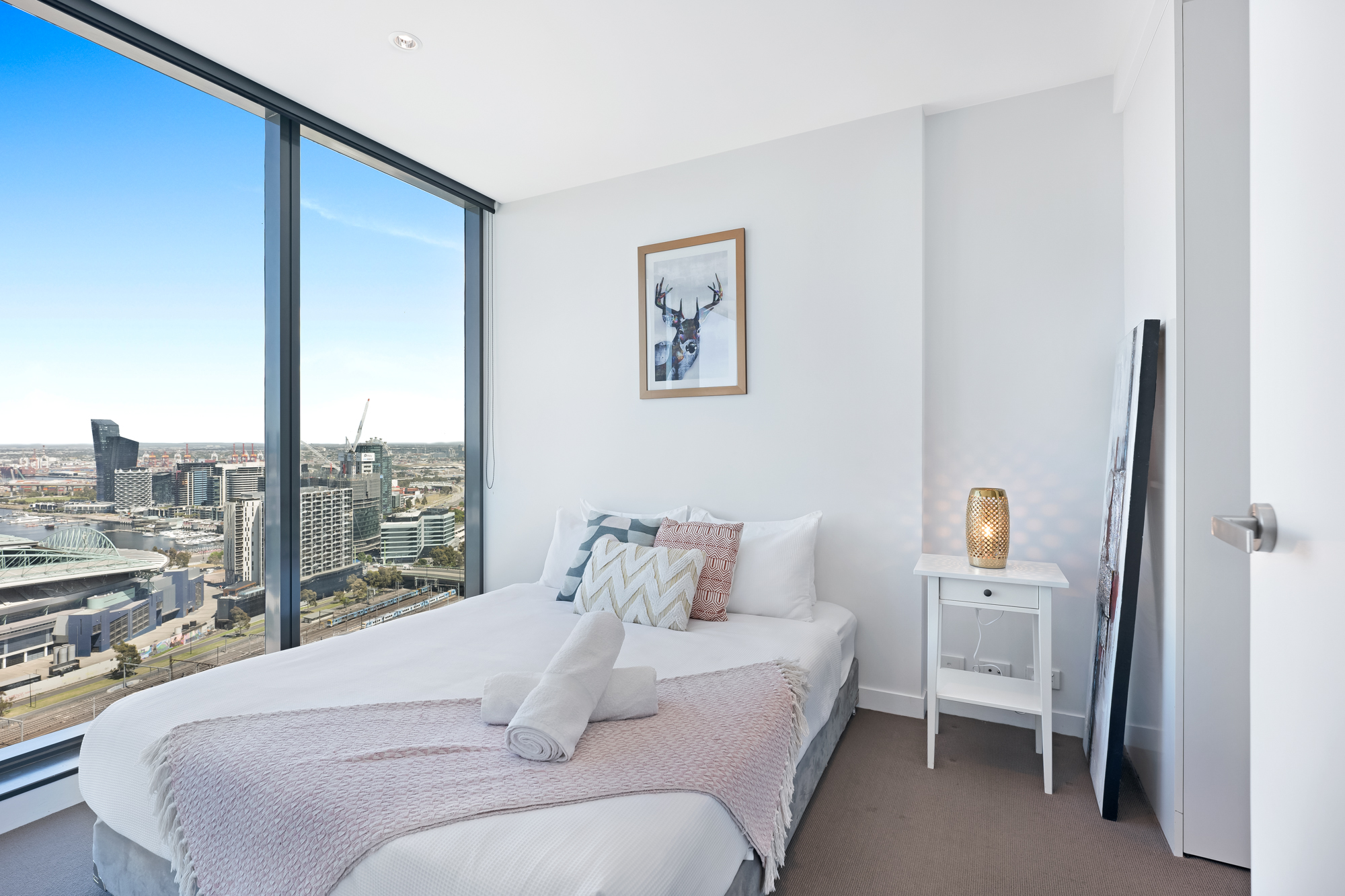 Modern 1-BR CBD Apt+Gym+Pool