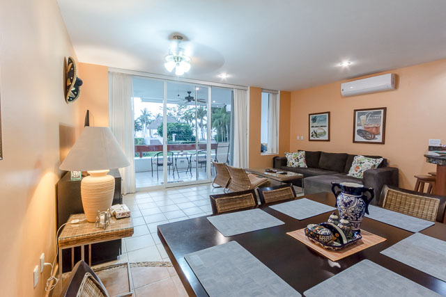 San Francisco Beach, Heated Pool