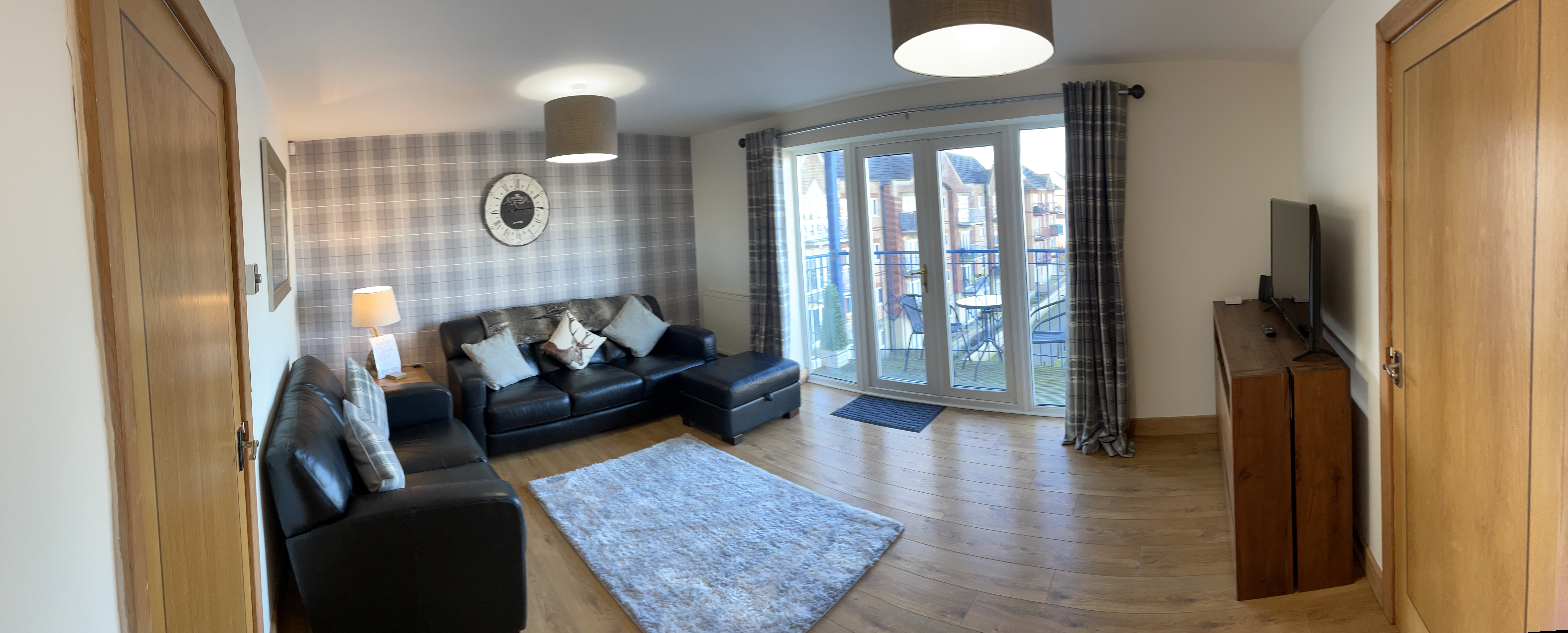 Waterfront Apartment (8 Mayflower - 2 Bed)