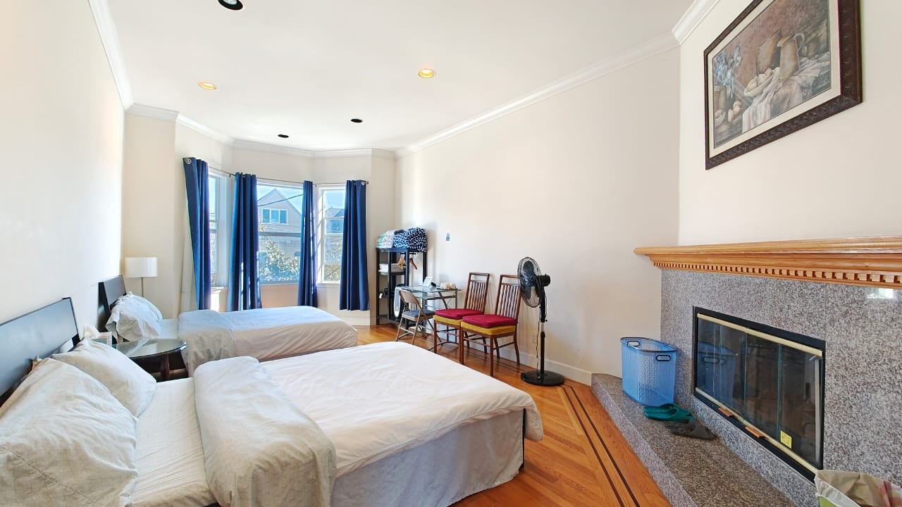311B Private Room in Super Convenient Area, Room B