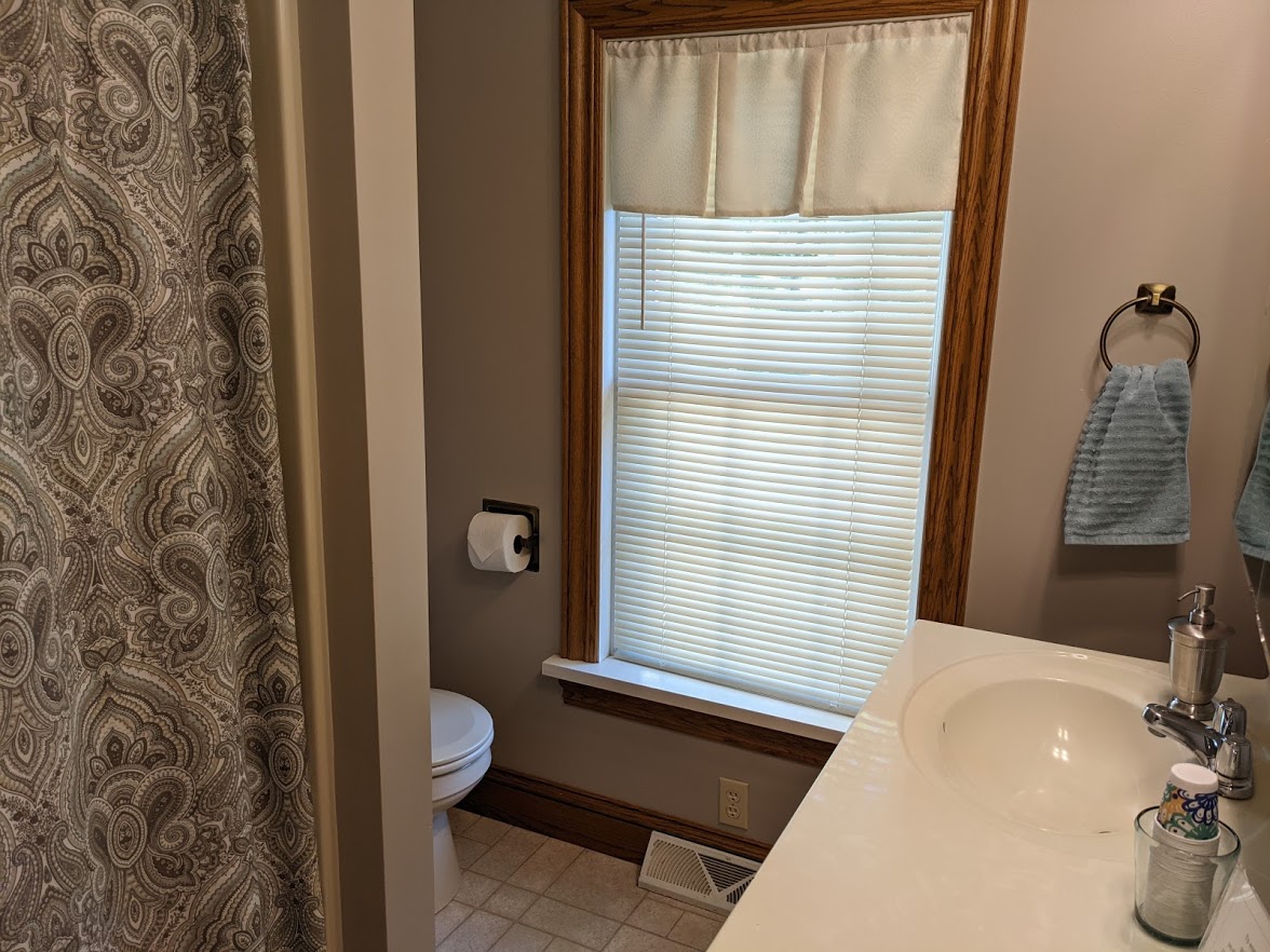 Private Queen Room 2 at Stonewycke B&B Houses for Rent in Quarryville, Pennsylvania, United