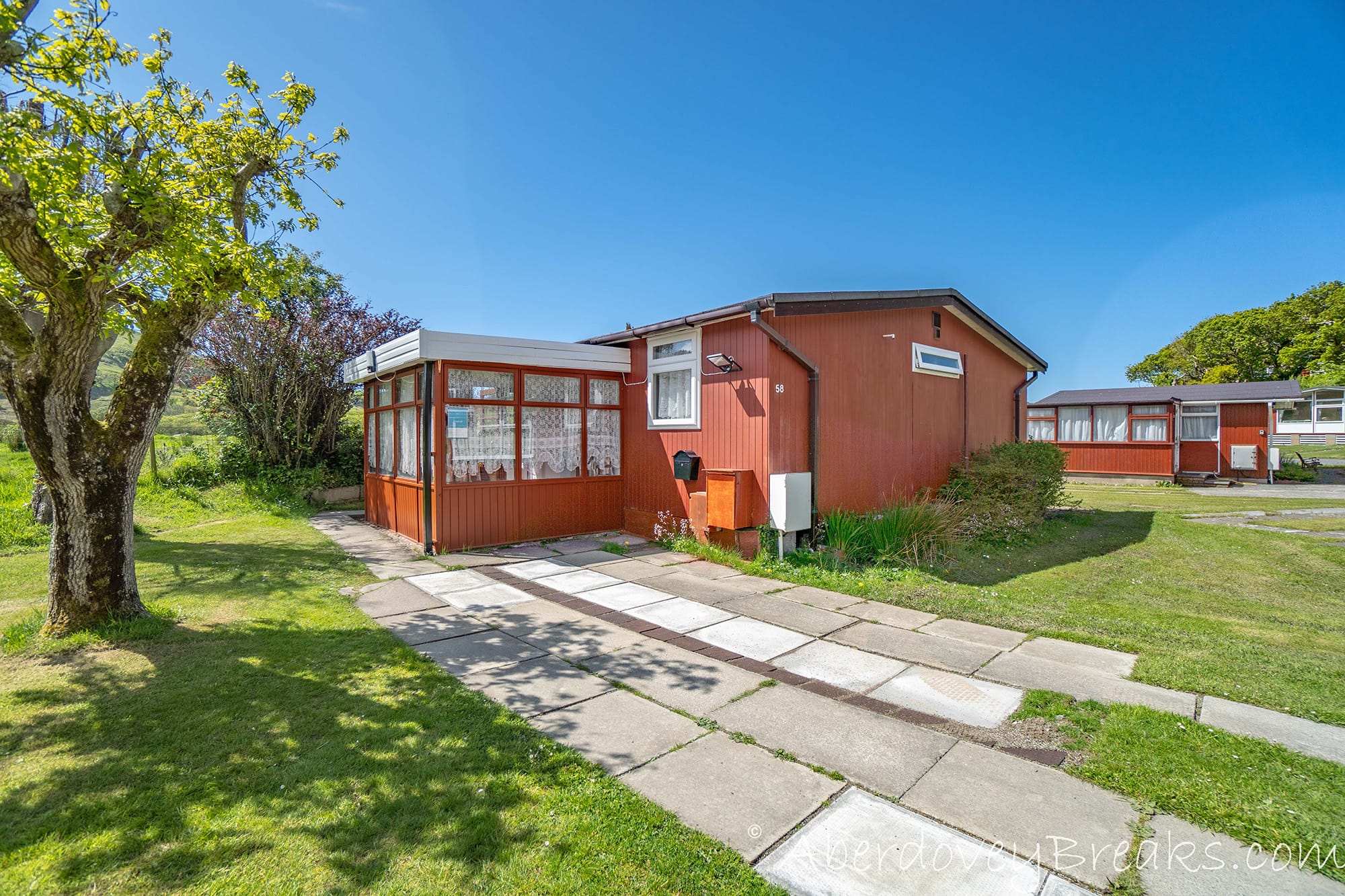 Pet Friendly Cabin, Happy Valley, Tywyn, sleeps 4 Cabins for Rent in