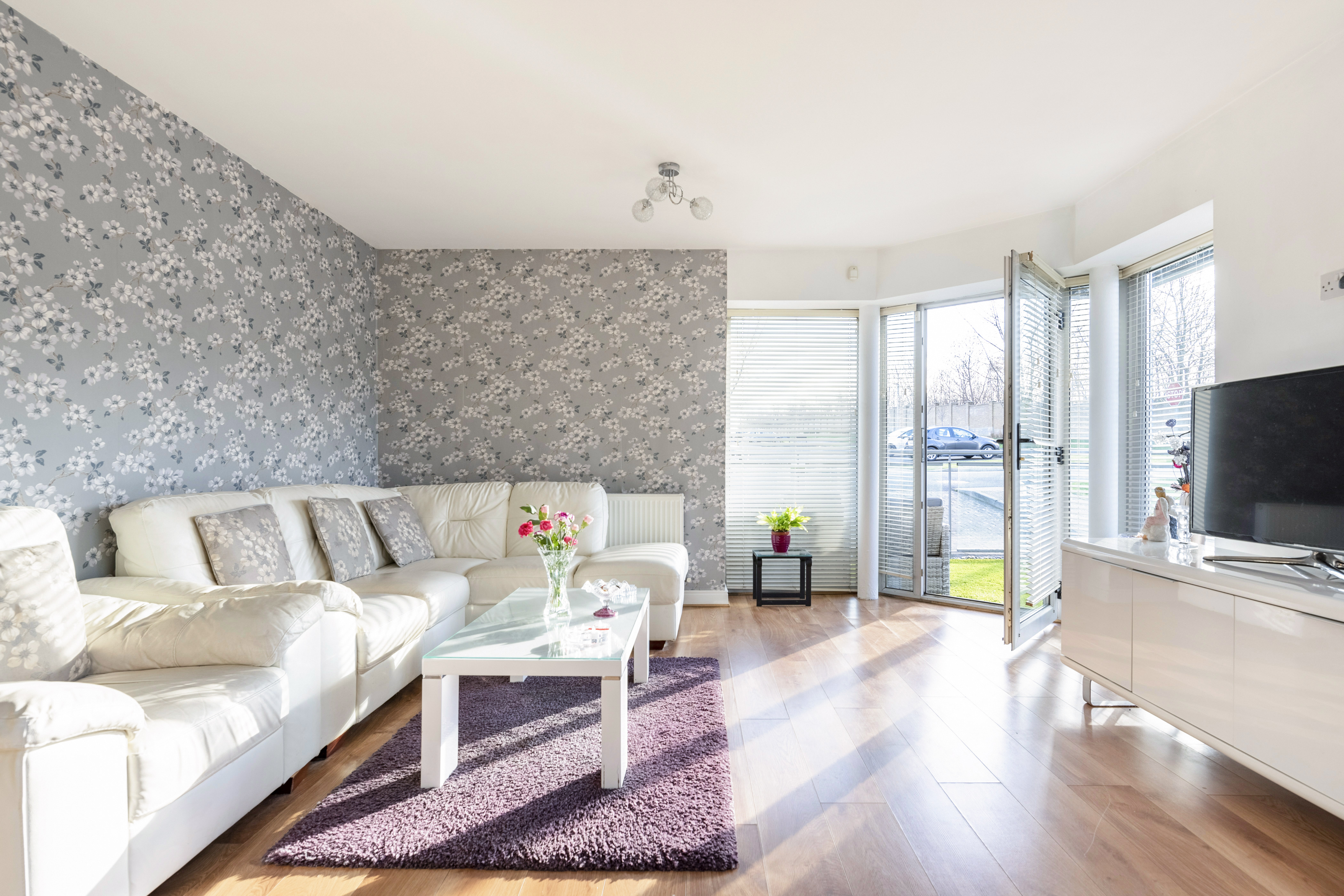 One Double Bed Room - 10 min from Dublin Airport