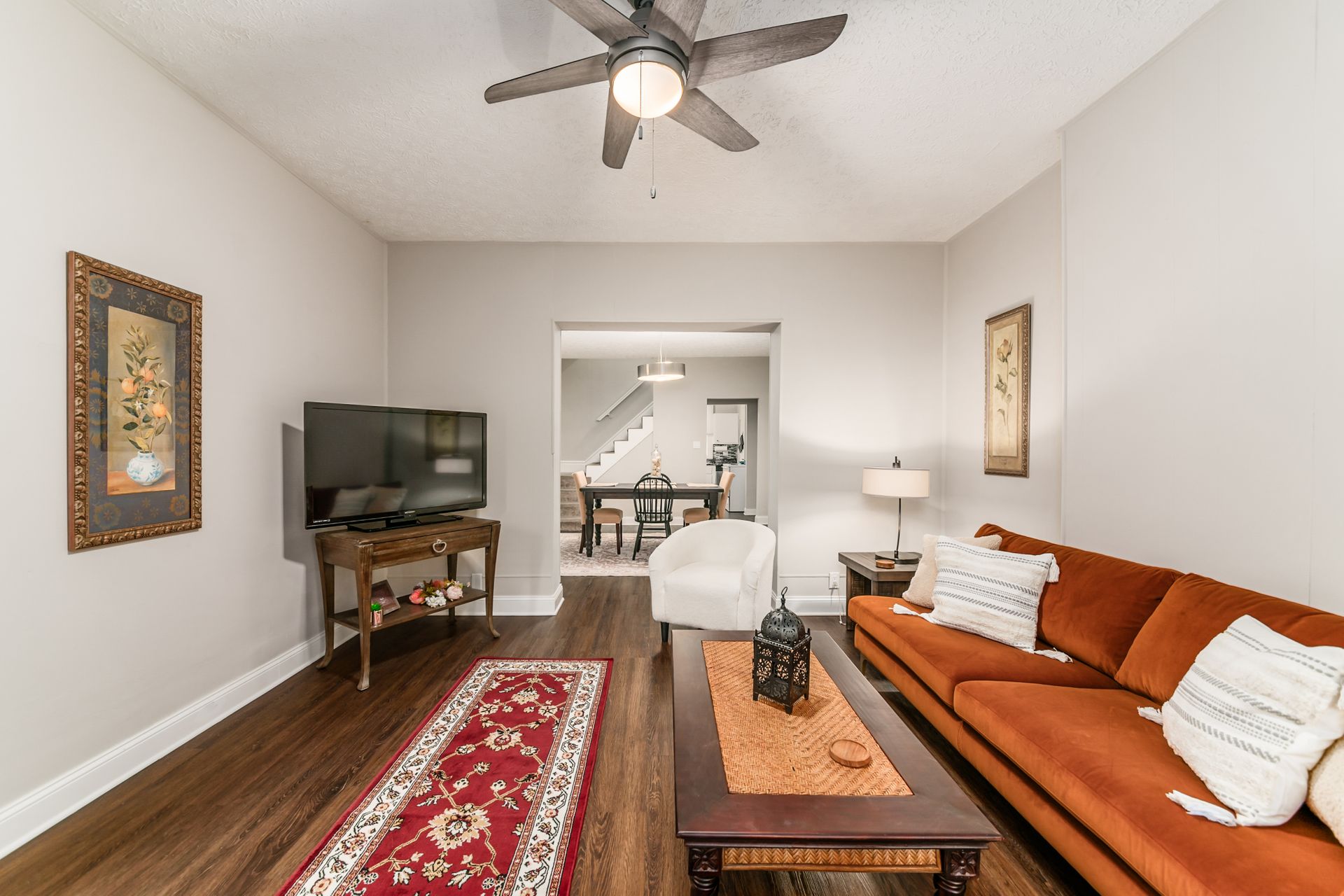 3 BR Home- Close to Everything in Near North/University, Columbus