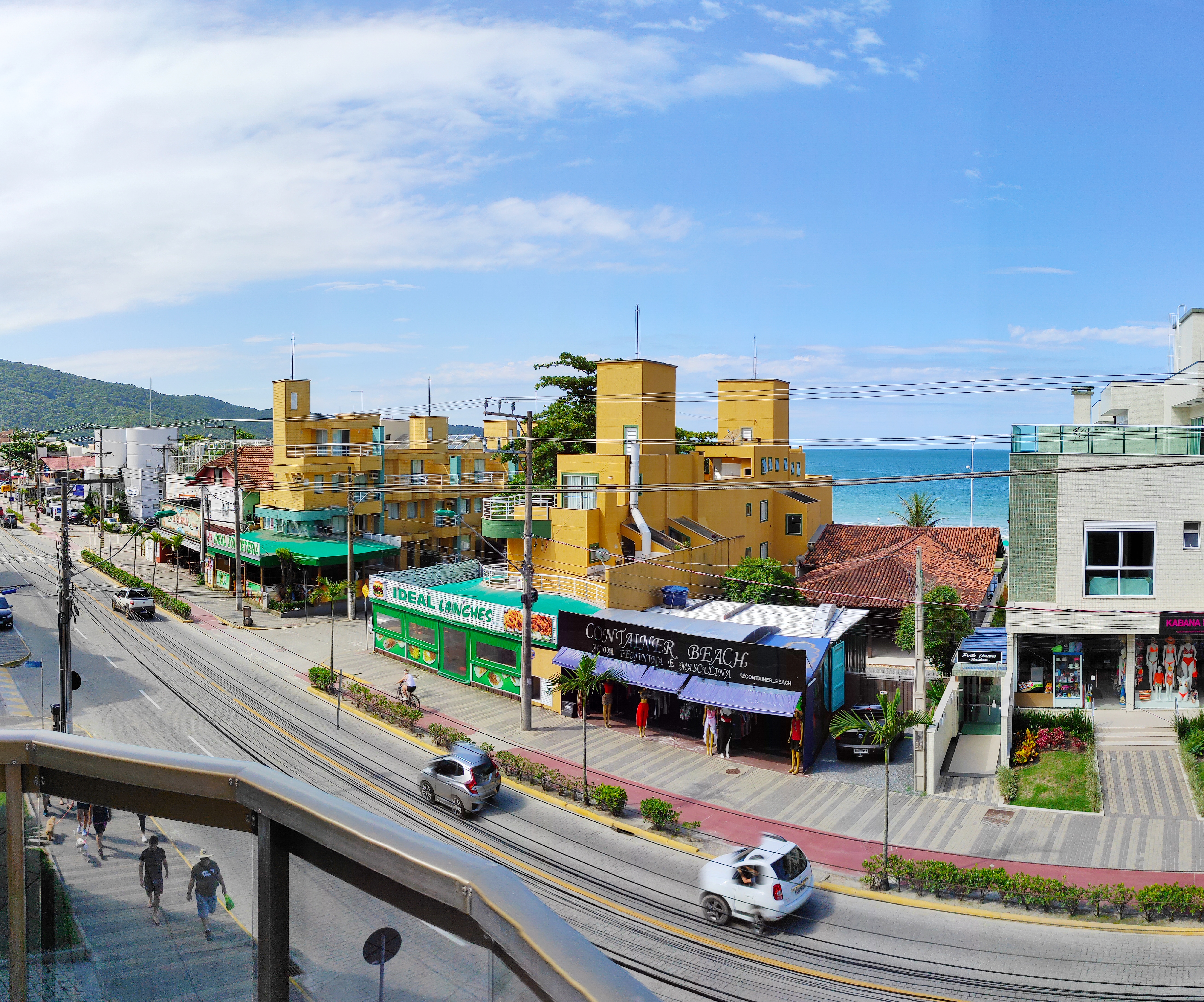 APT 50M PRAIA- 6 PERSONS, GARAGE, WIFI, BALCONY