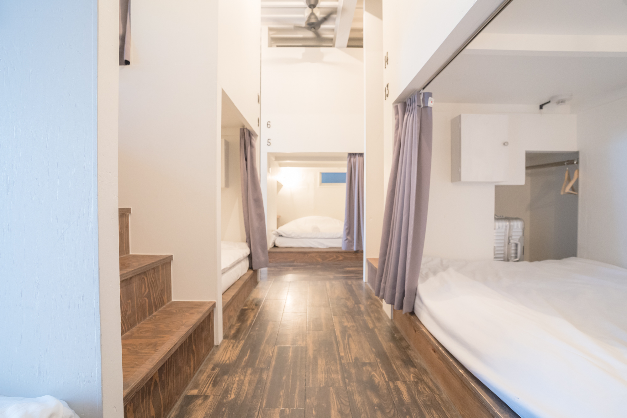 Single Pod @ 1 min from Asakusa Sta.