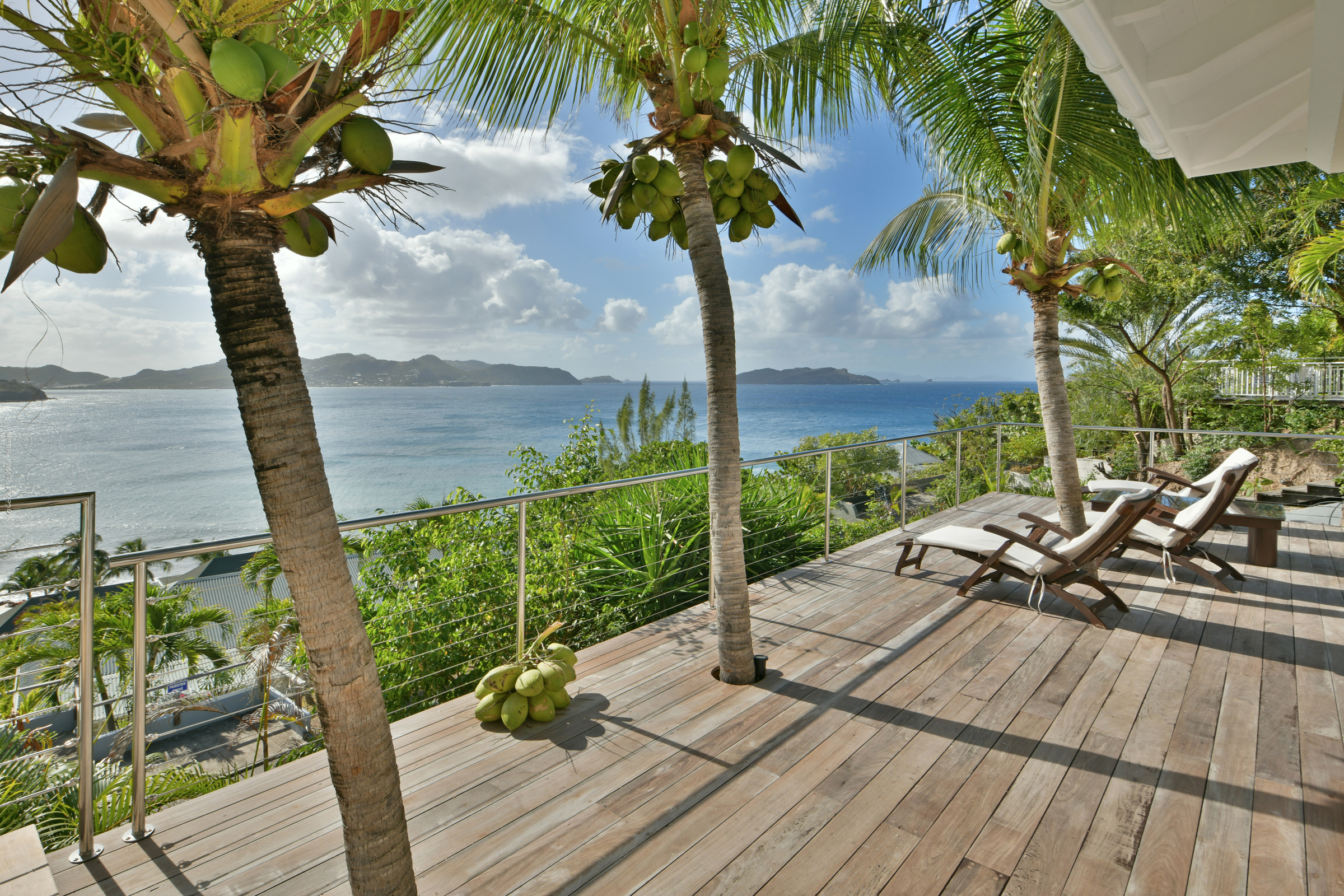 3 bedrooms at pointe Milou , concierge , best view