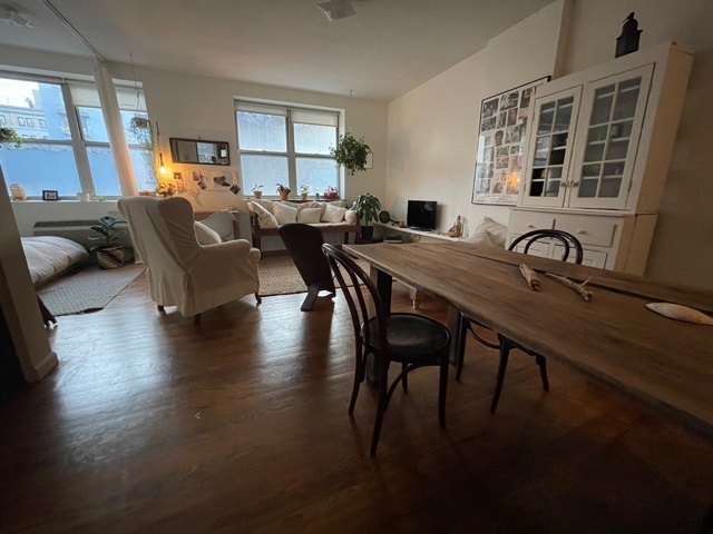 Charming Loft Studio with Patio in Williamsburg, New York City