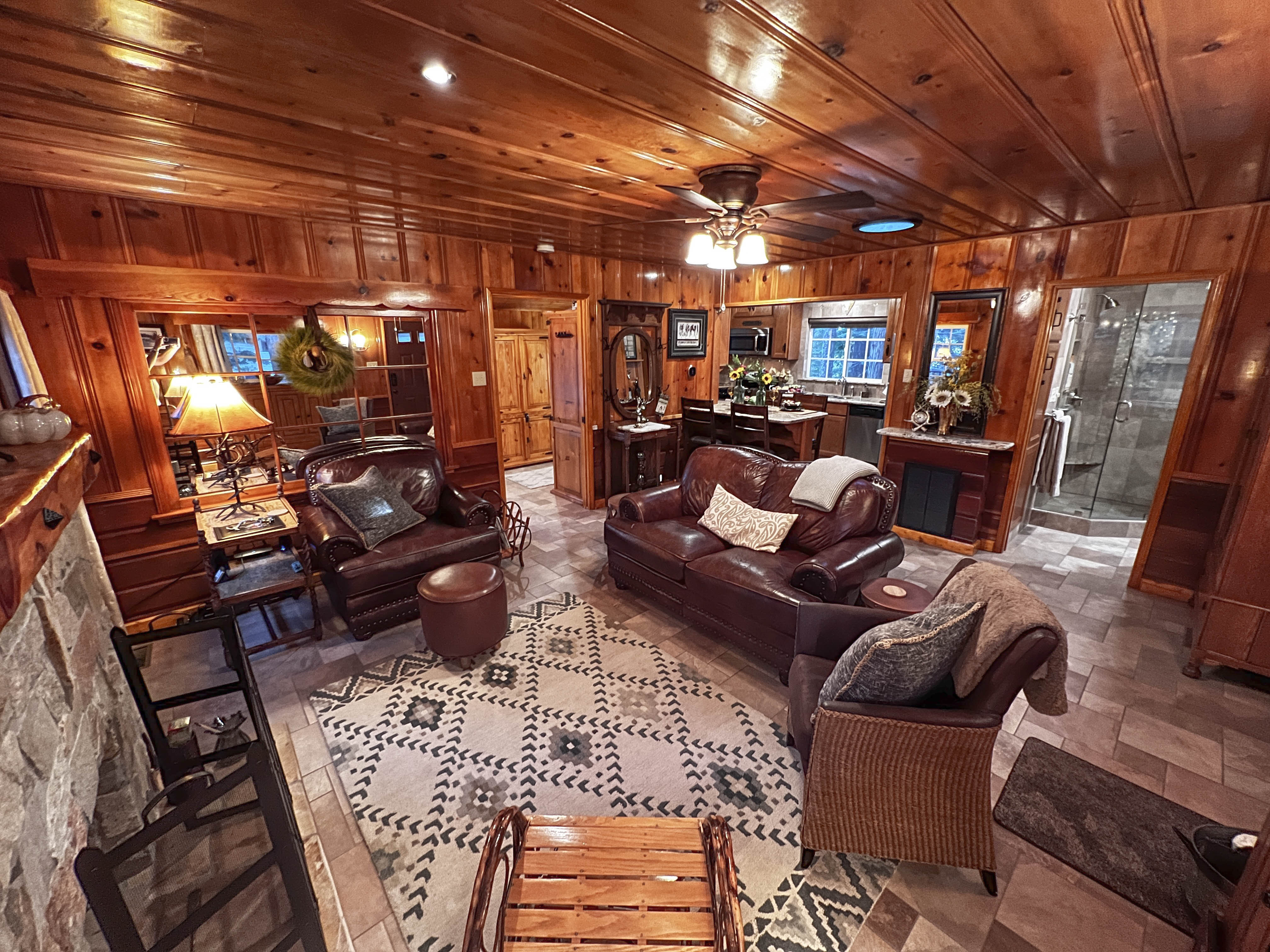 Historic Hershey Cabin "Just for 2" Immaculate AC Cabins for Rent in