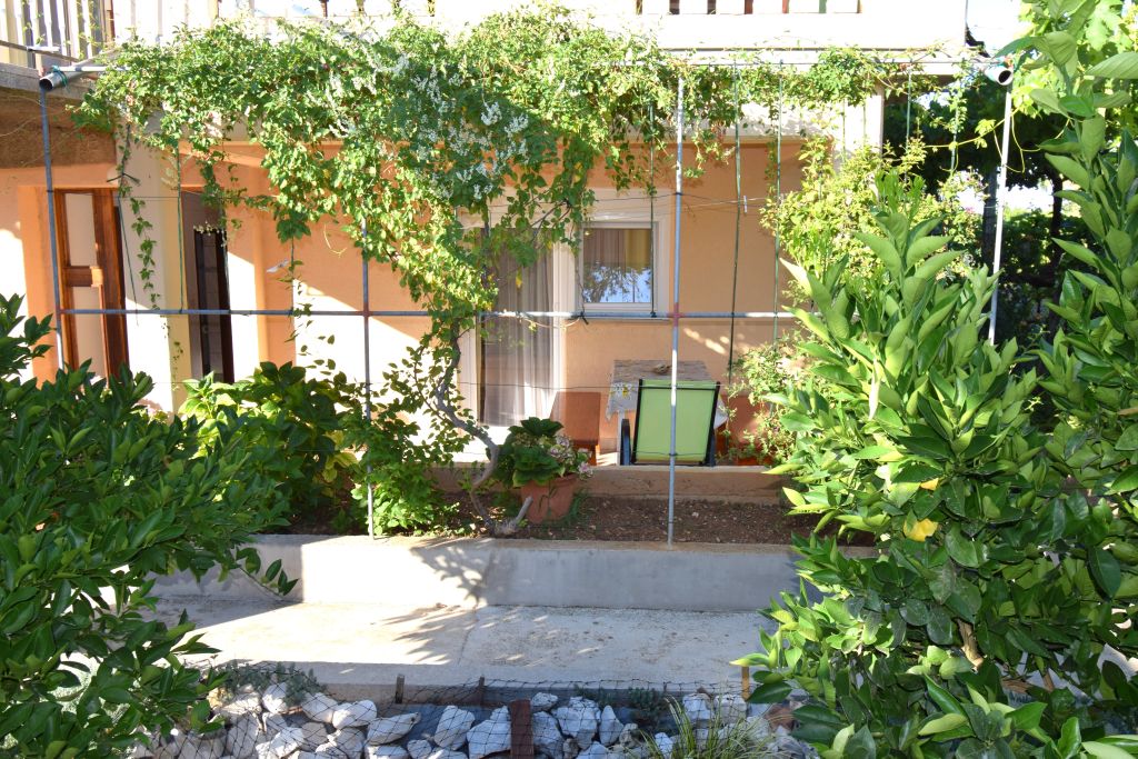 Apartment Marija  2+2 Tkon