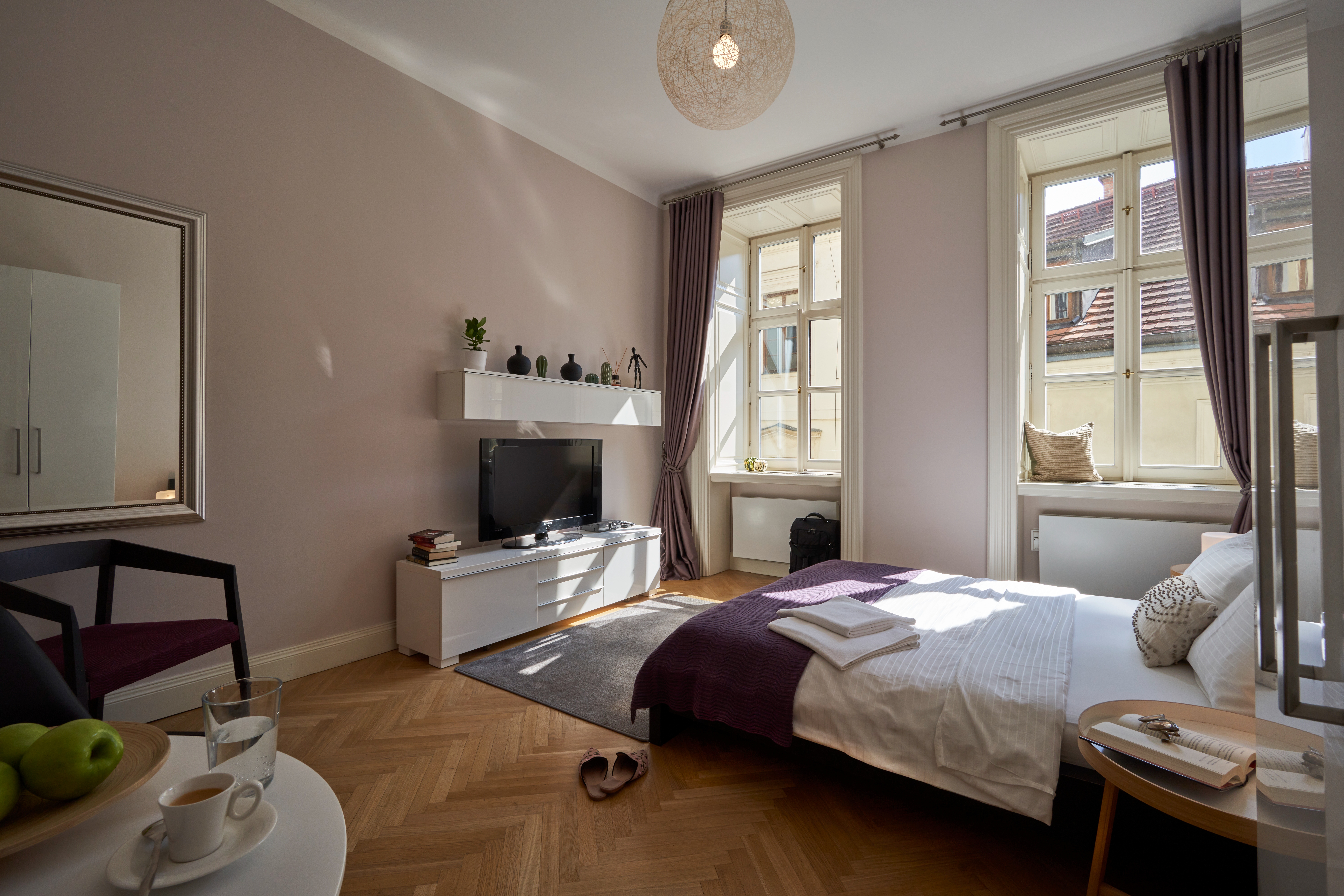 Cosy studio right in the center