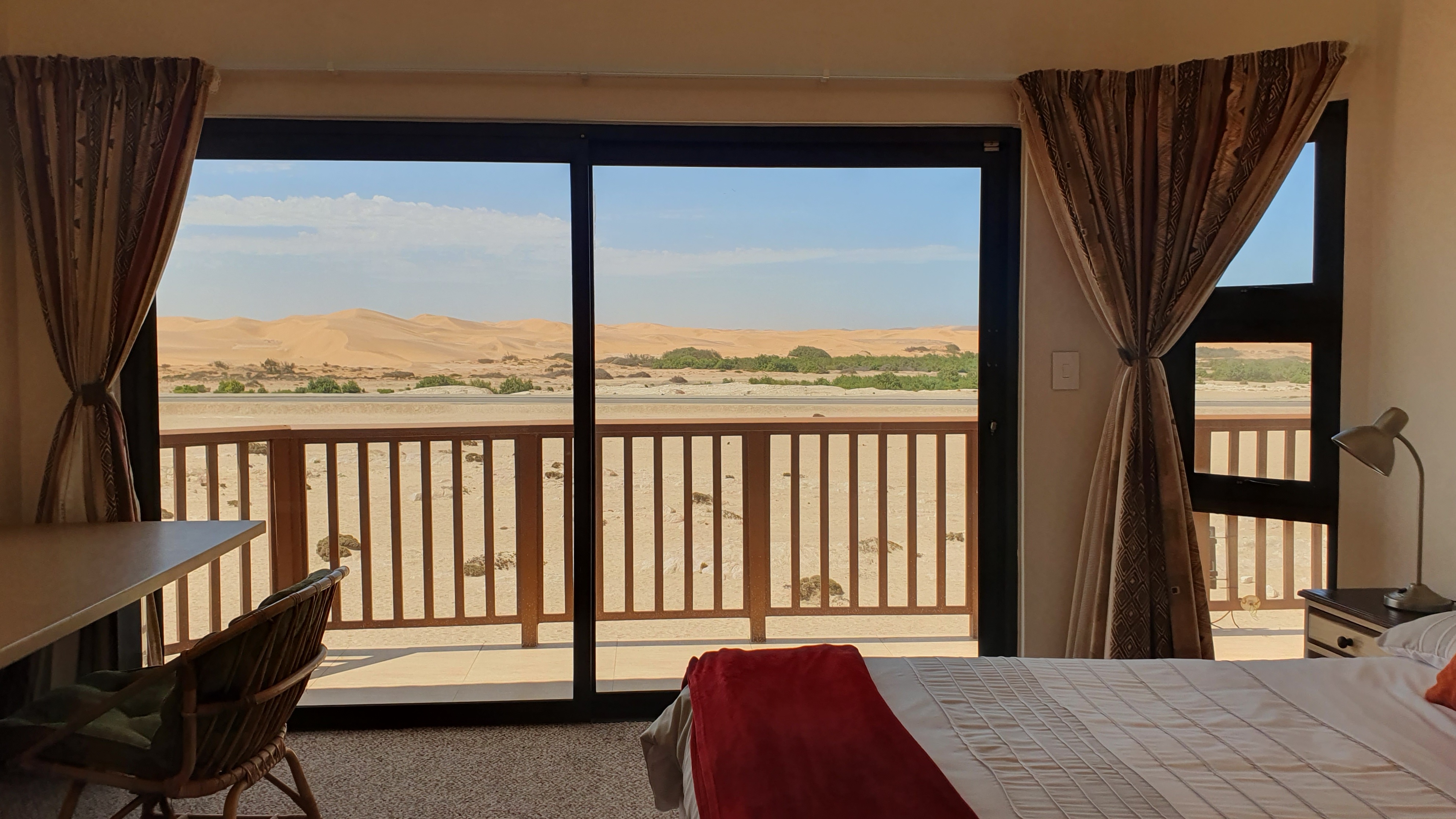 Dune View Deluxe (entire 3 bedroom & new kitchen)
