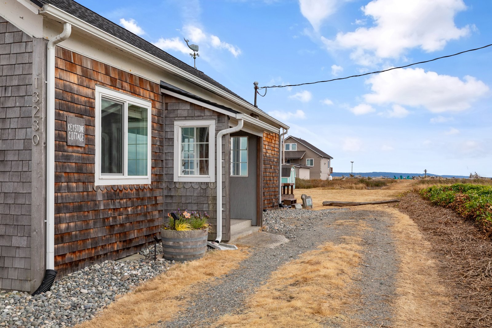 Charming Keystone Beach Cottage Cottages for Rent in Coupeville, Washington, United States