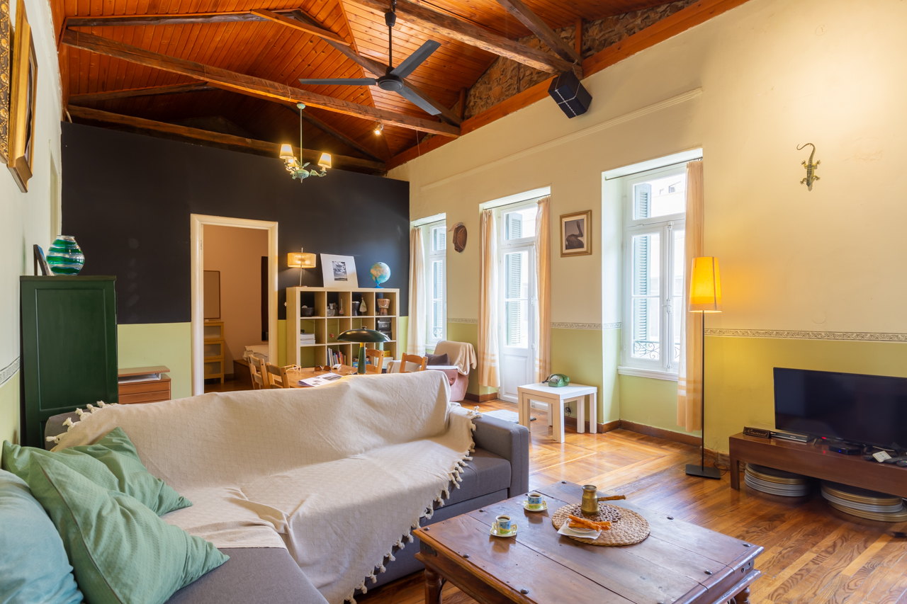 1869Athens - Classical charm & soulful wit in ΕΜΠΟΡΙΚΟ ΤΡΙΓΩΝΟ-ΠΛΑΚΑ, Athens