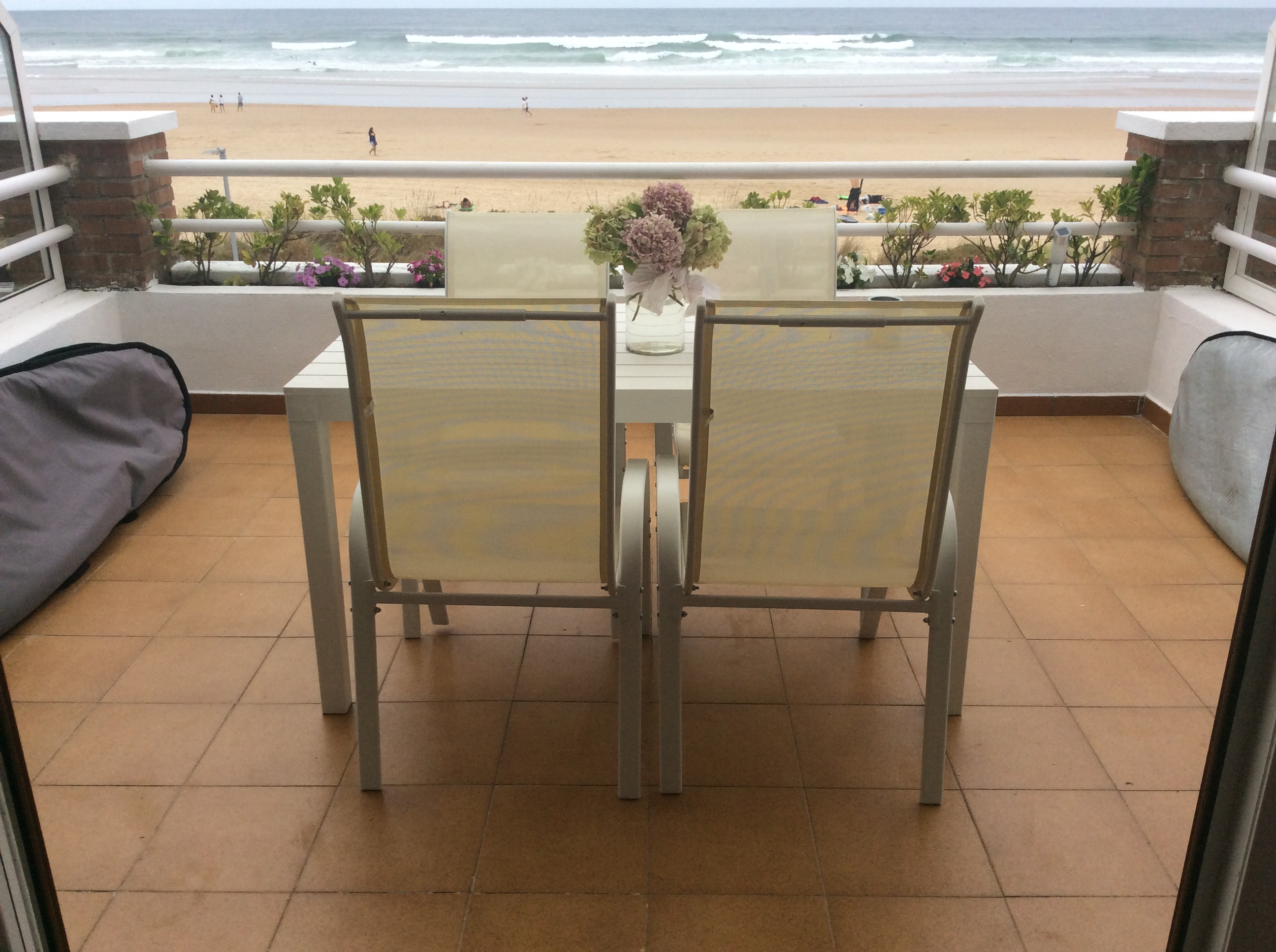 Santoña Playa de Berria. La casa Rosa