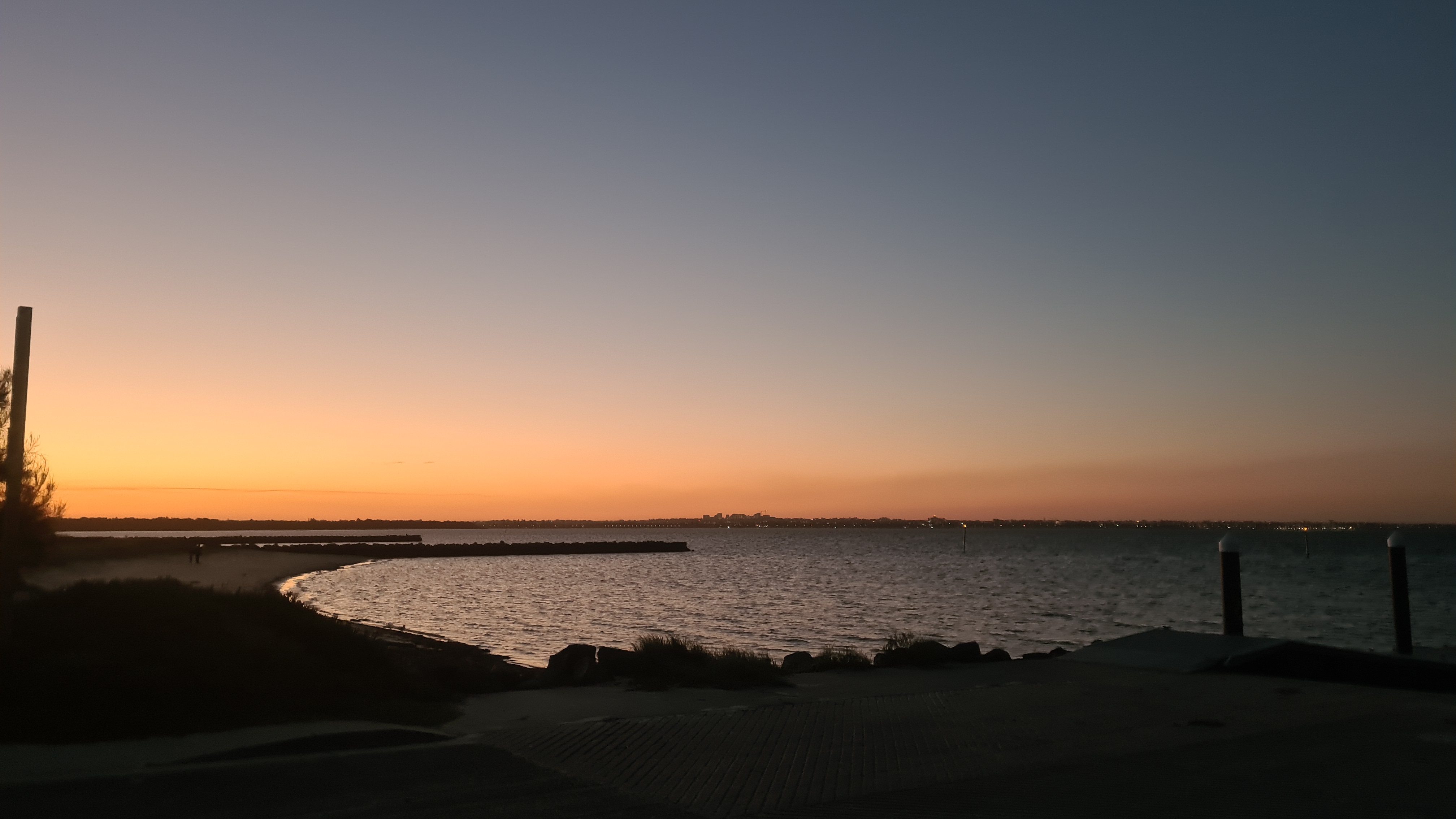 Beach-side Bliss - Cottage in Kurnell