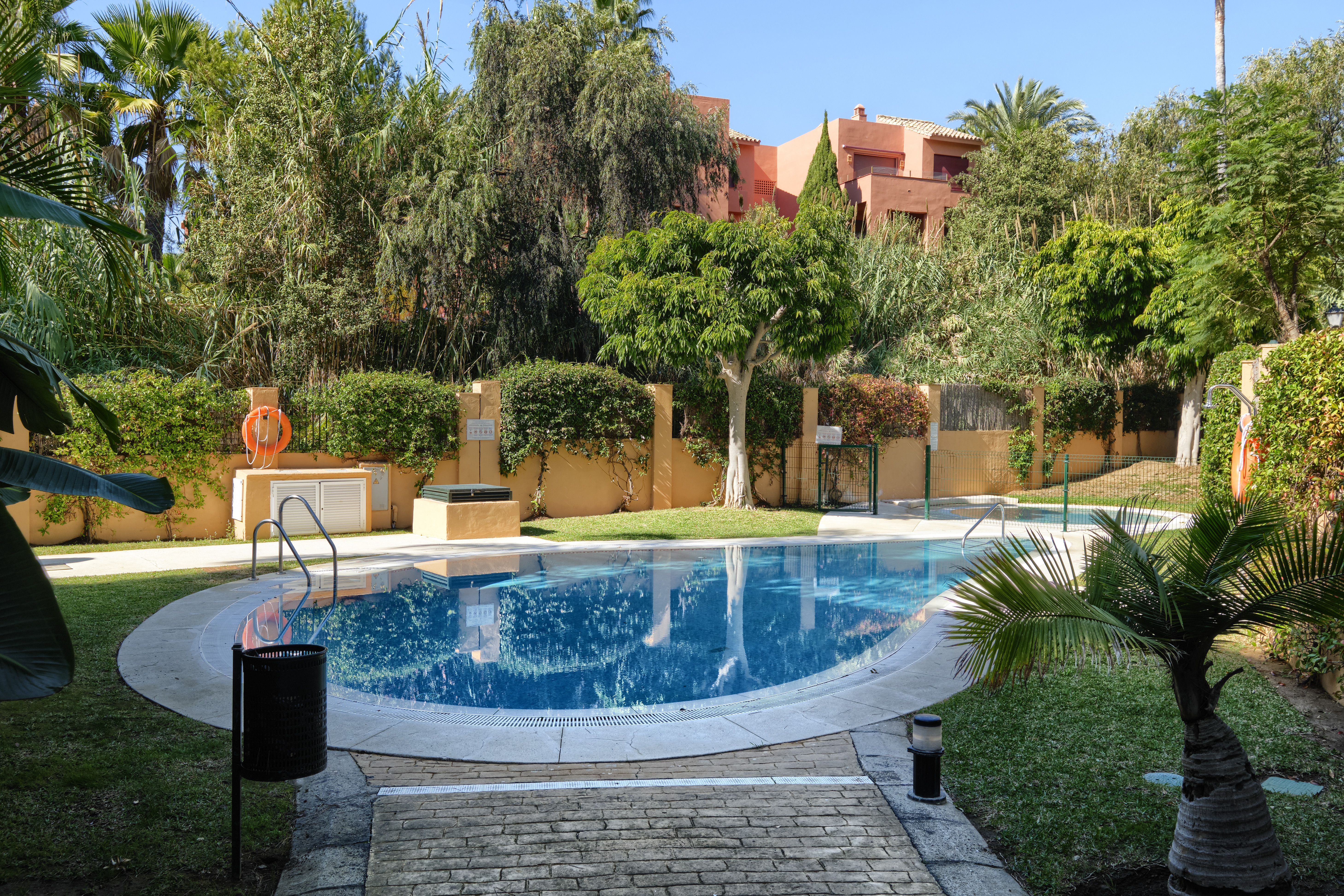 Playa Alicate - apartamento de playa de dos dormitorios - Apartamentos en  alquiler en Marbella, Andalucía, España - Airbnb