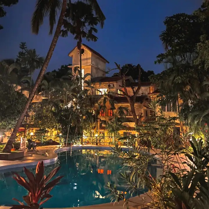 Beautiful 1 bedroom apt. in a gated complex
