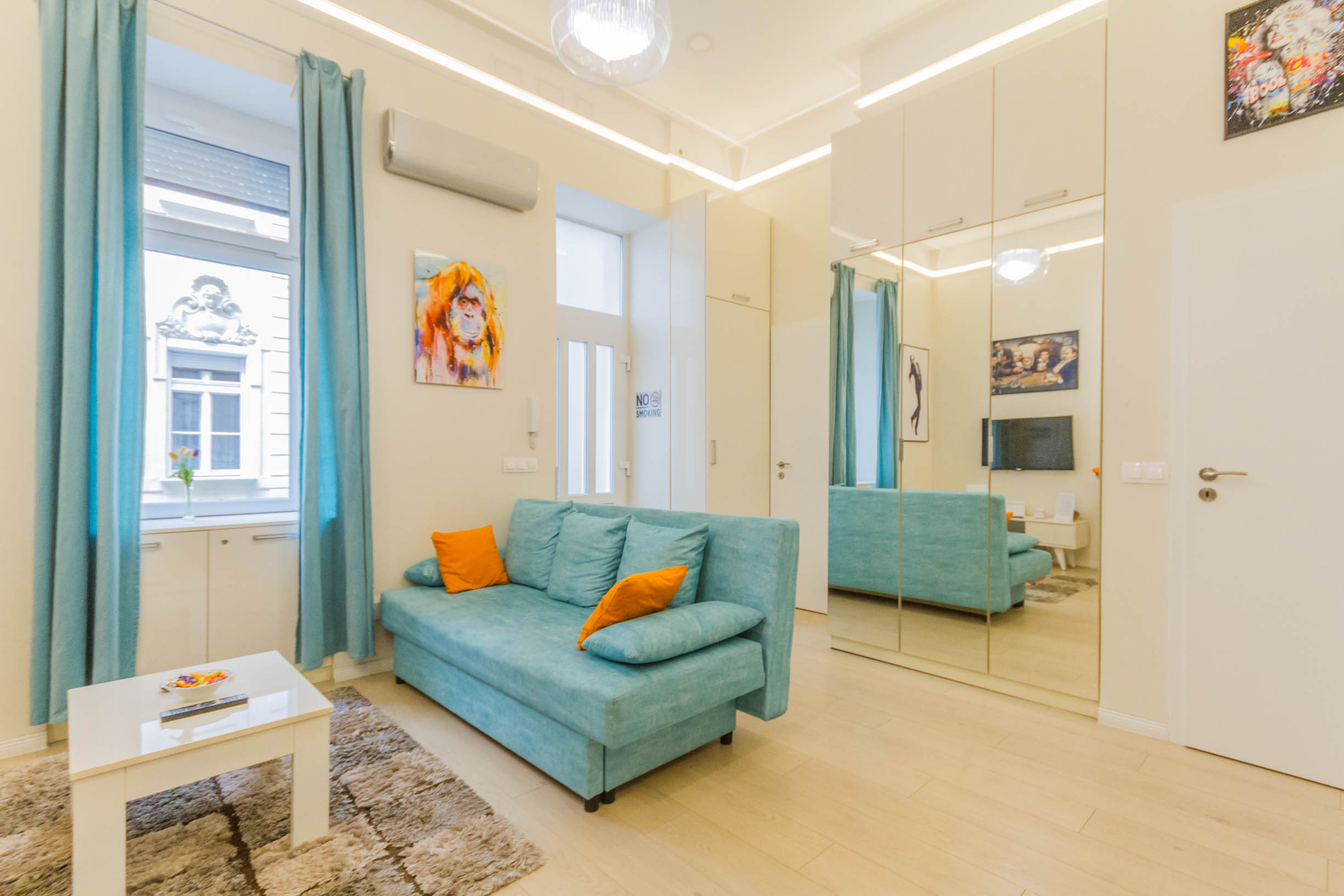 Modern Midtown Hideaway