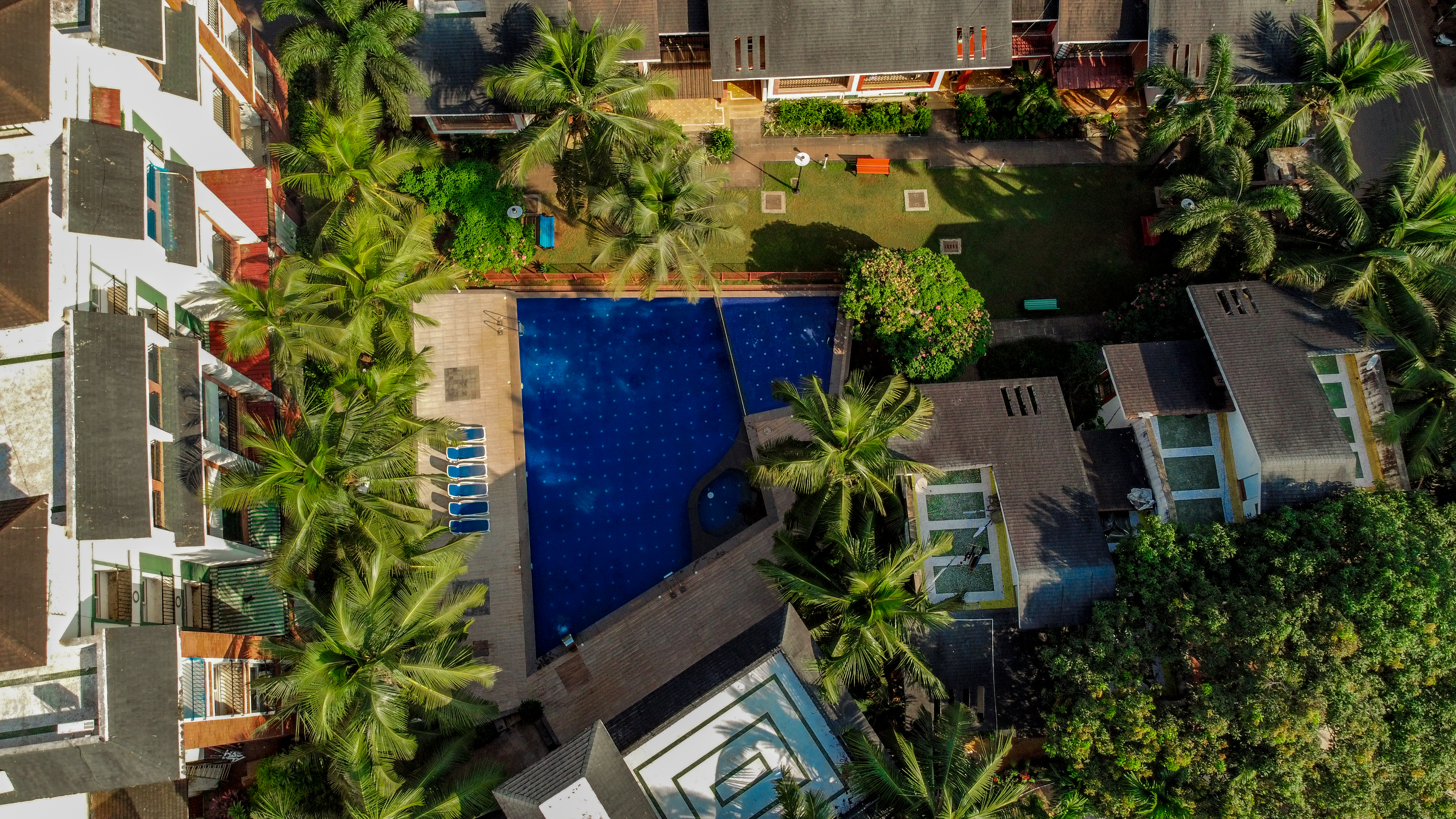 JAQK Holidays Villa | 4BHK, Caretkr, Parking, WiFi