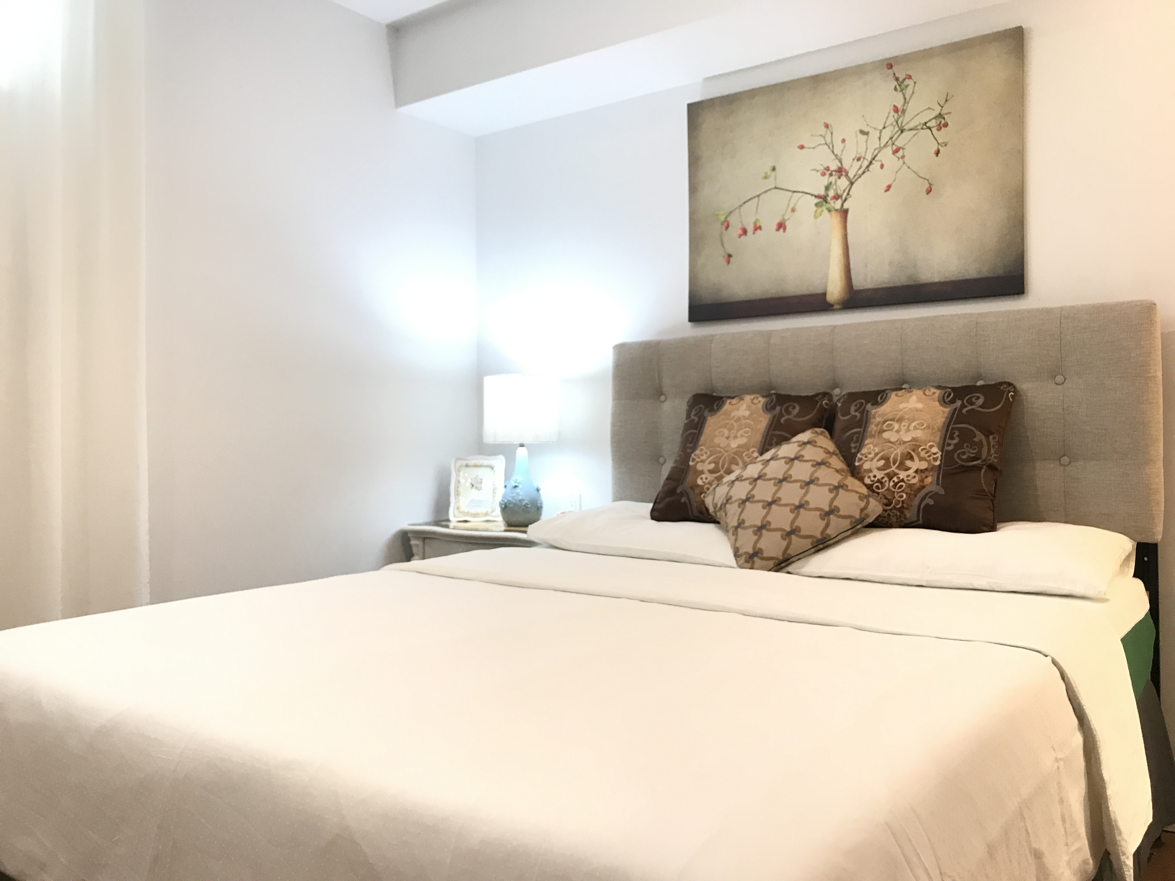 Cozy Bsmt Room|Pvt Bath&Parking|Near Lawrence Stn