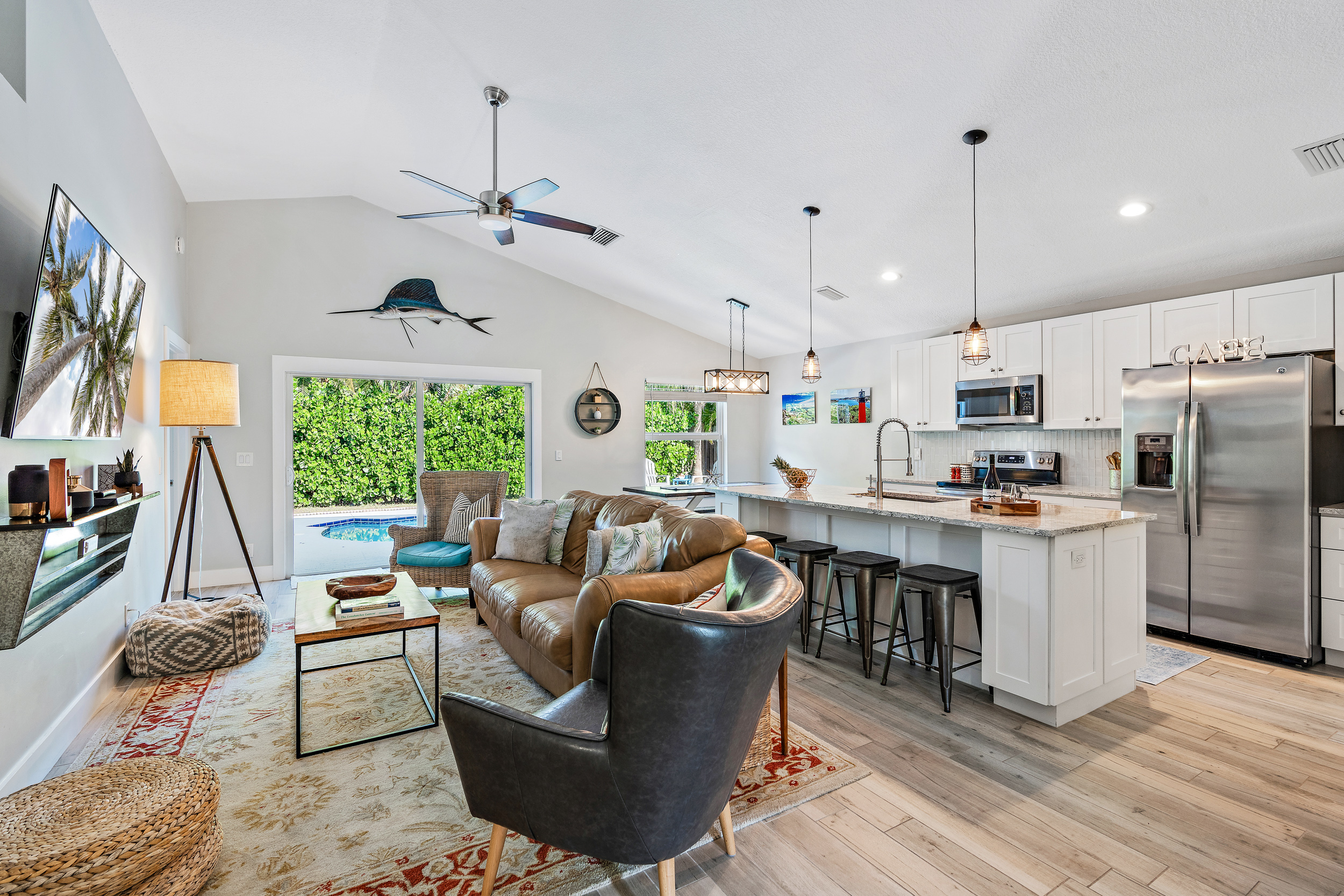Stunning 3 Bdrm Private Pool Home | Chloe's Casita