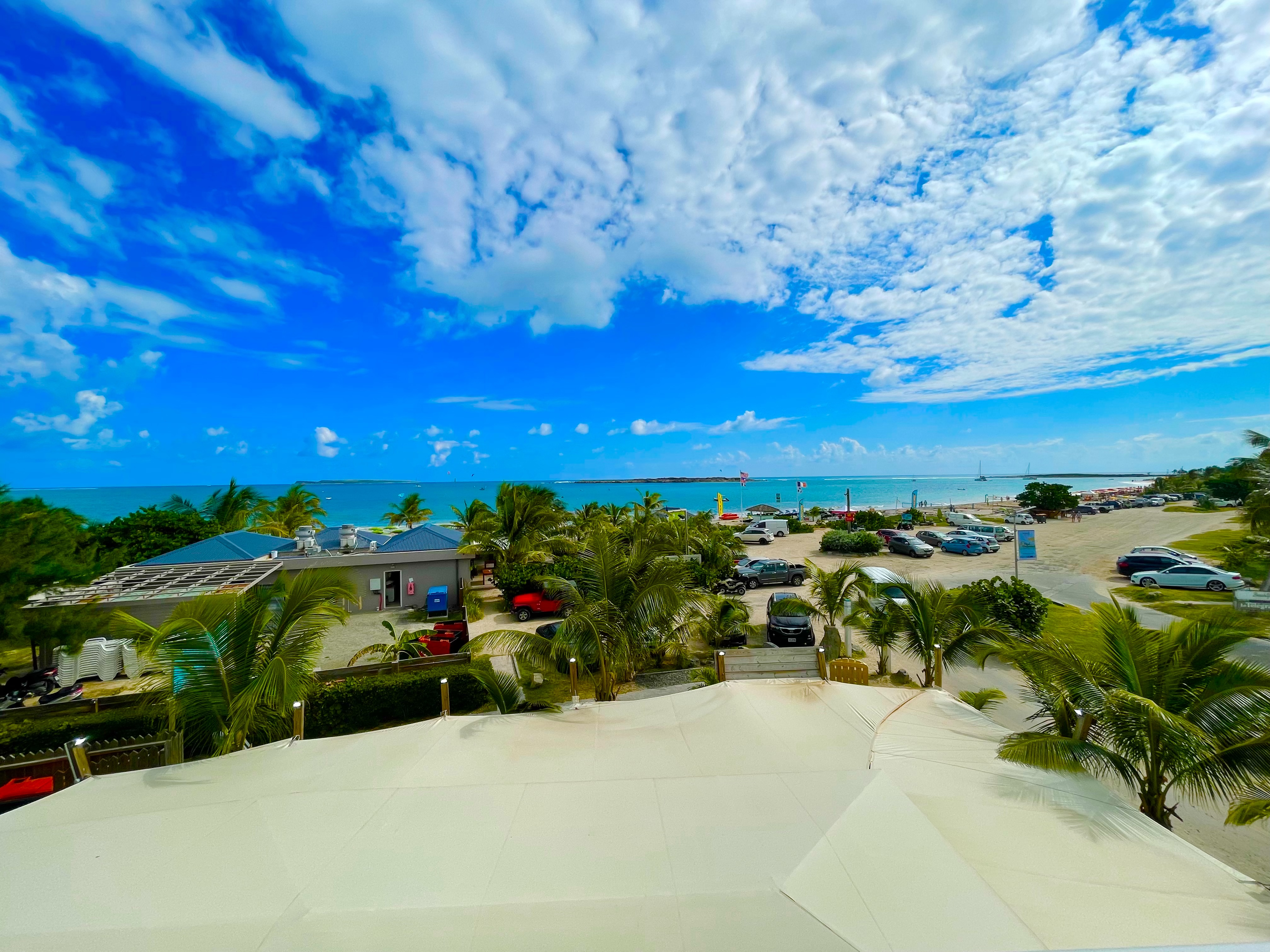 Beautiful sea view apartment (Orient Bay)