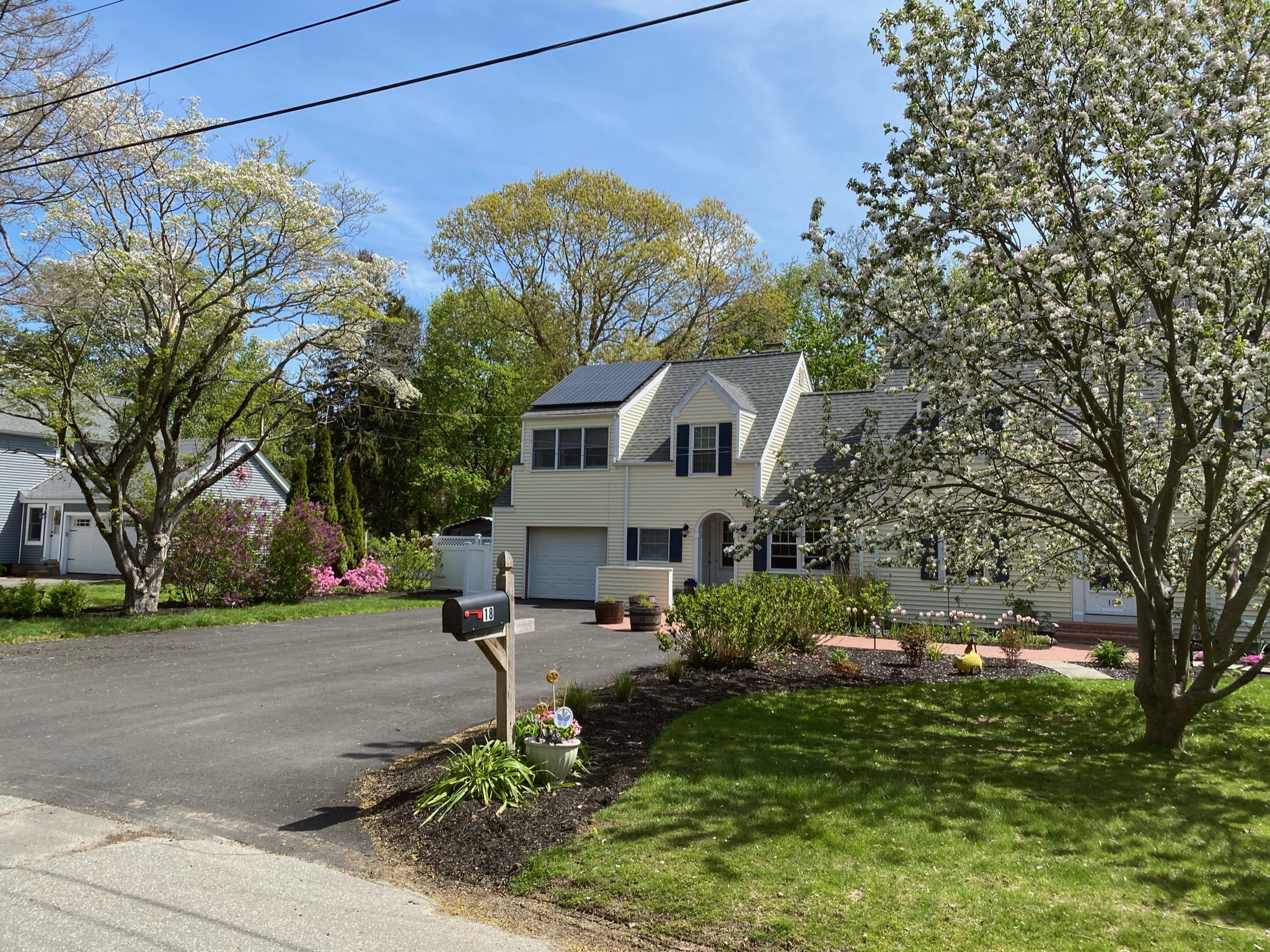 Convenient and Cute in Downtown Old Saybrook Apartments for Rent in