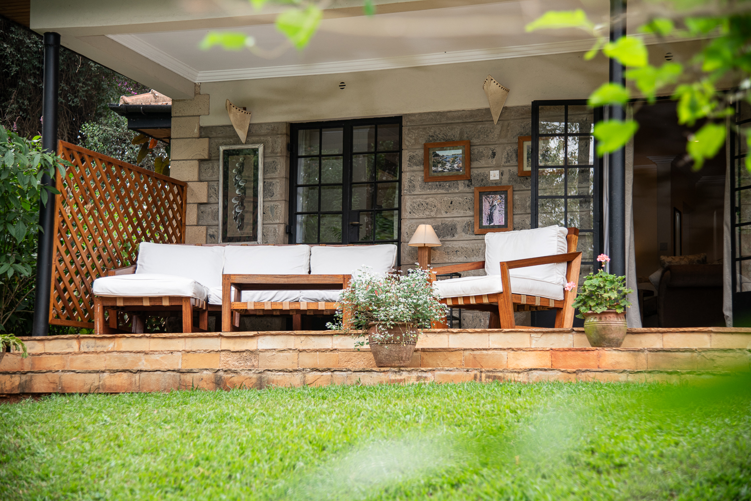 Stunning guest cottage in tranquil setting β real-estate in Langata, Nairobi
