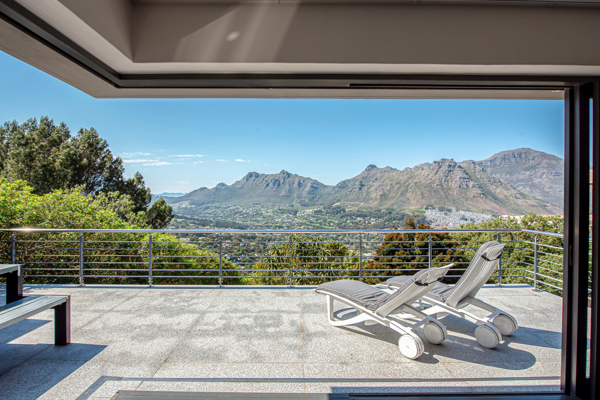 Endless Views & Privacy