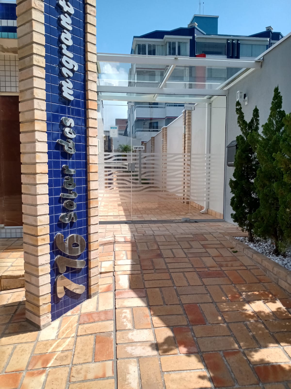 The apartment you are looking for in Mariscal ;)