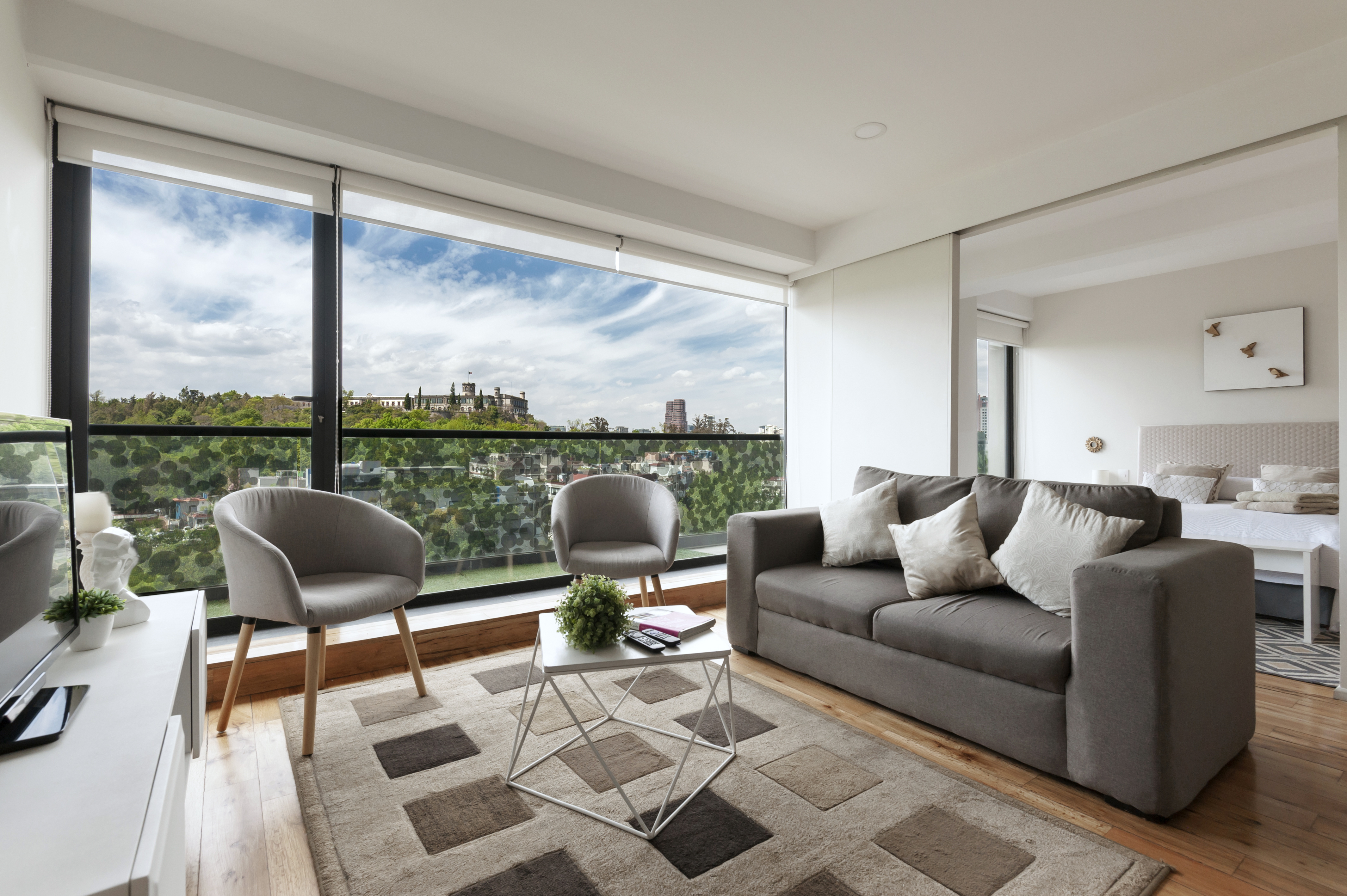 The White Apartment with marvellous views 5⭐ place