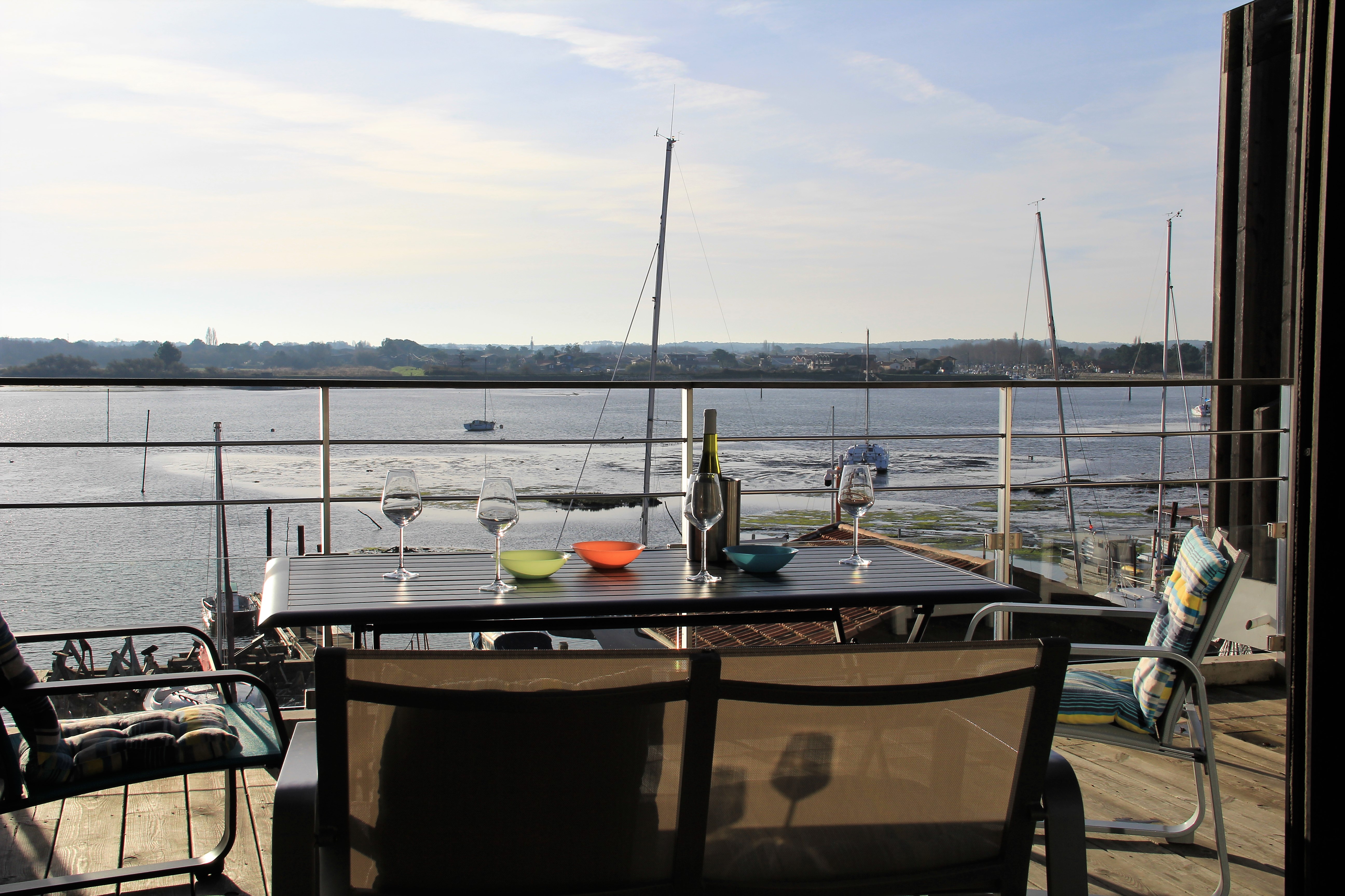 Arcachon, facing south, 89m ²,first line.