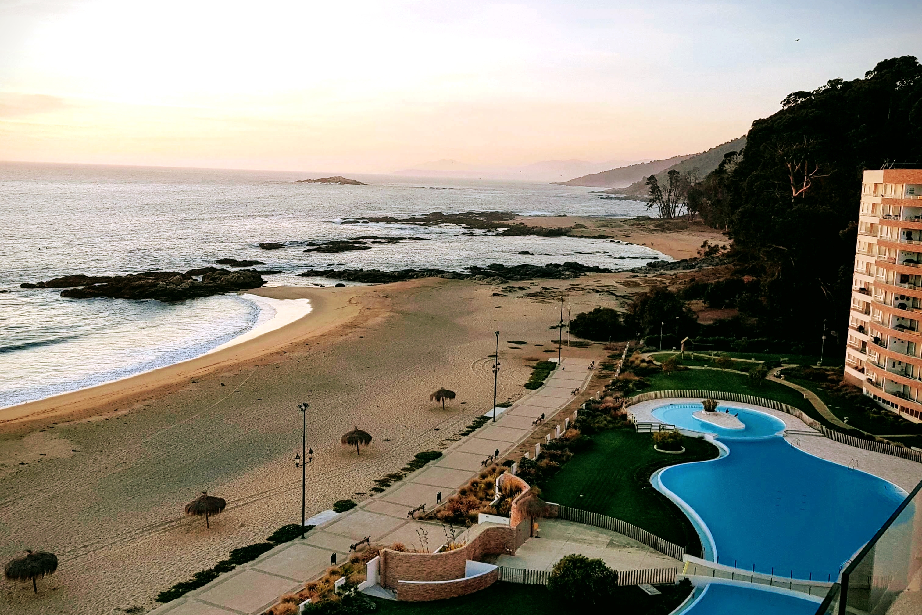 Papudo ( Costa Puyai)  luxury on front beach