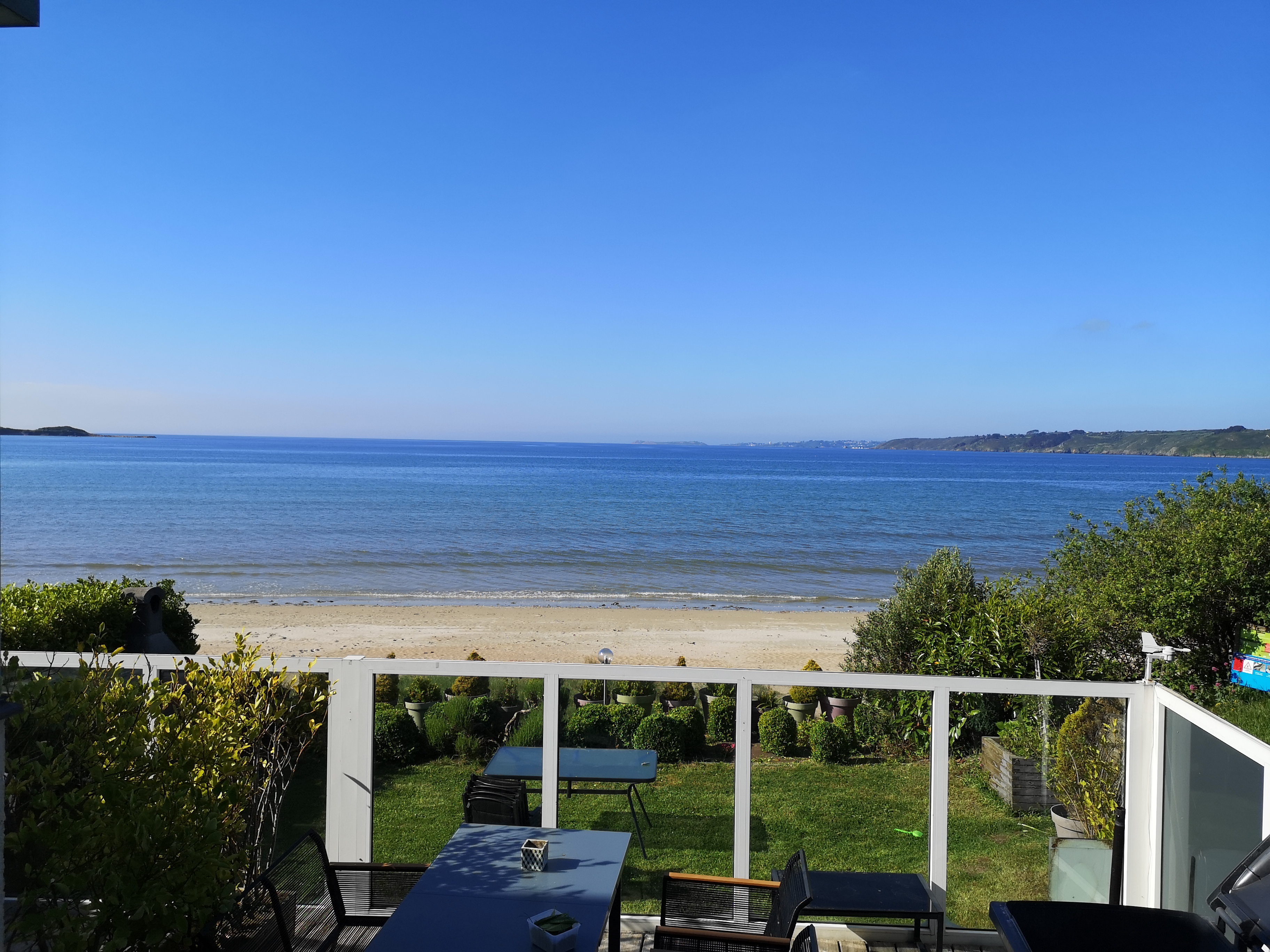 Exceptional duplex sea view direct beach SPA ***