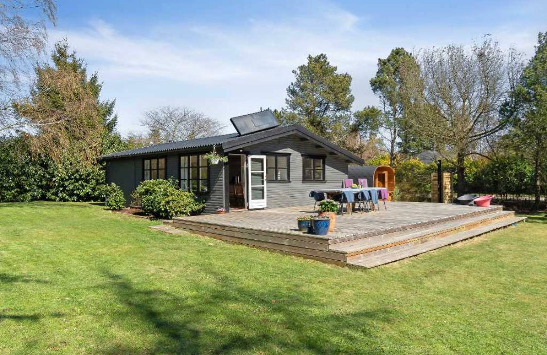 Modern comfort and coziness in the summerhouse in Rågeleje