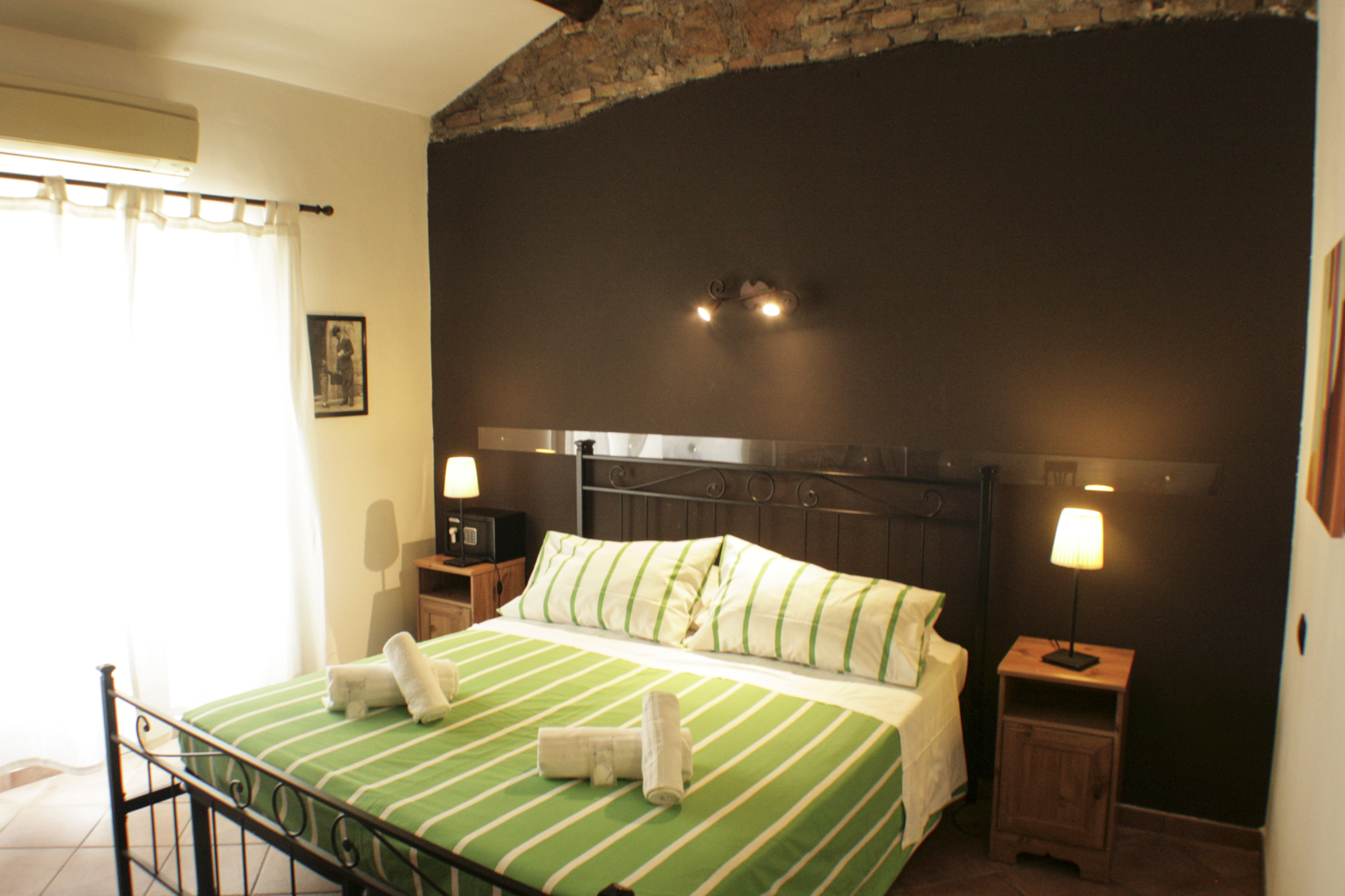Sixtythree bb - double ensuite in I Centro Storico, Rome
