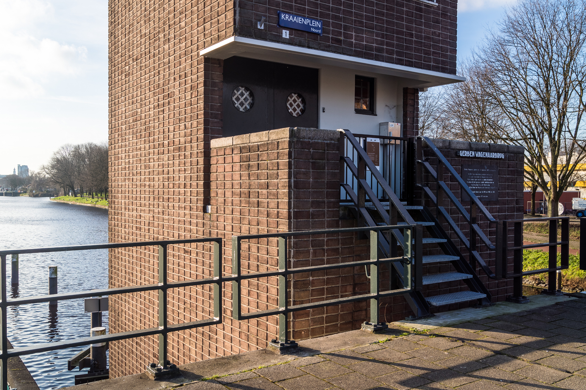 Sweets hotel Gerben Wagenaarbrug — Amsterdam stay