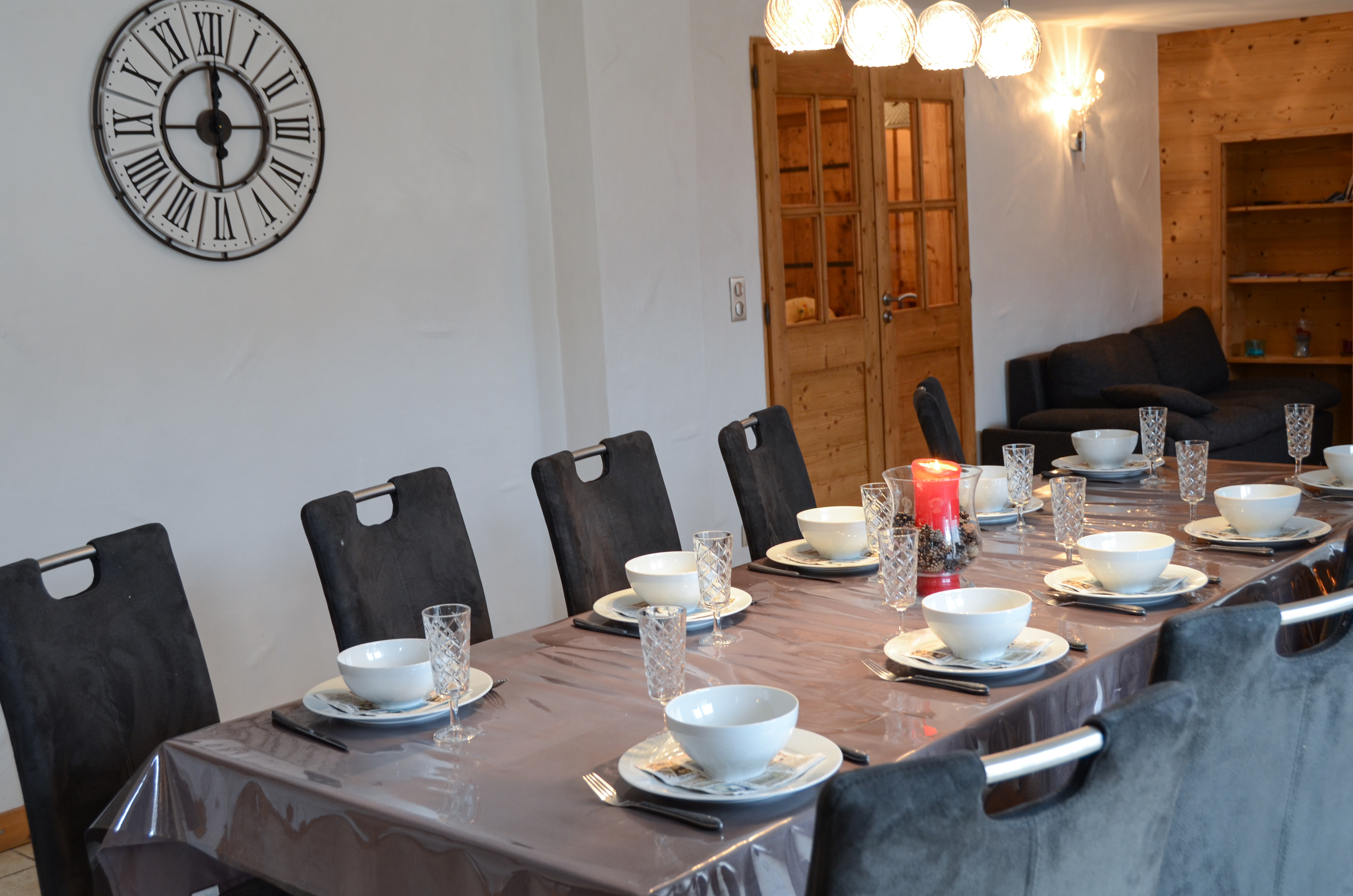 APT 10 PERS. ALL CONFORT-4 BEDROOMS SKI-IN/SKI-OUT