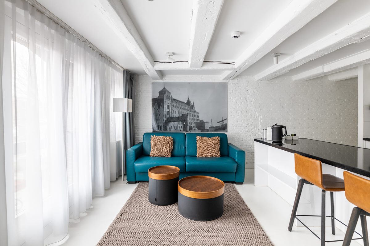 Canal View One-Bedroom Apt at YAYS Salthouse Canal — Amsterdam stay