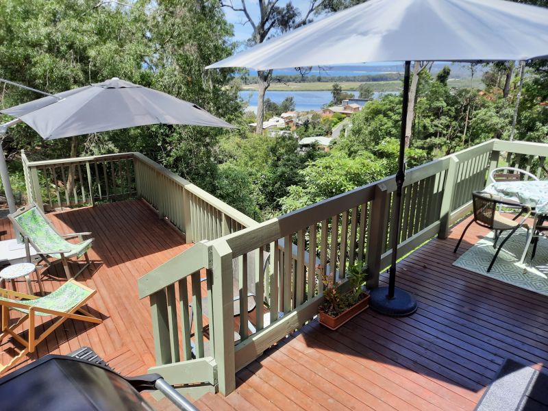 Belle Vue Apartment - Merimbula home with a view