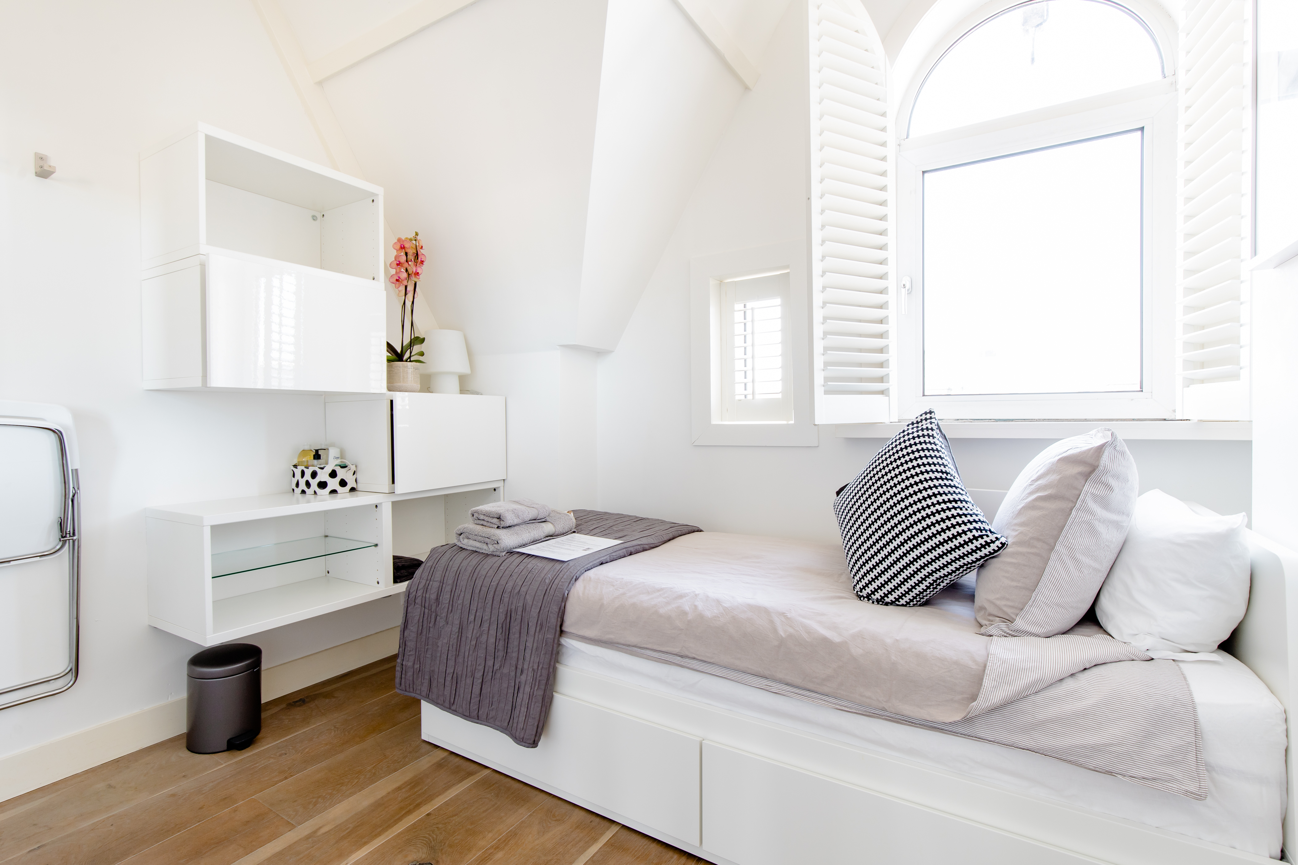 ★A Solo Traveller's Haven★Room in rooftop apt★