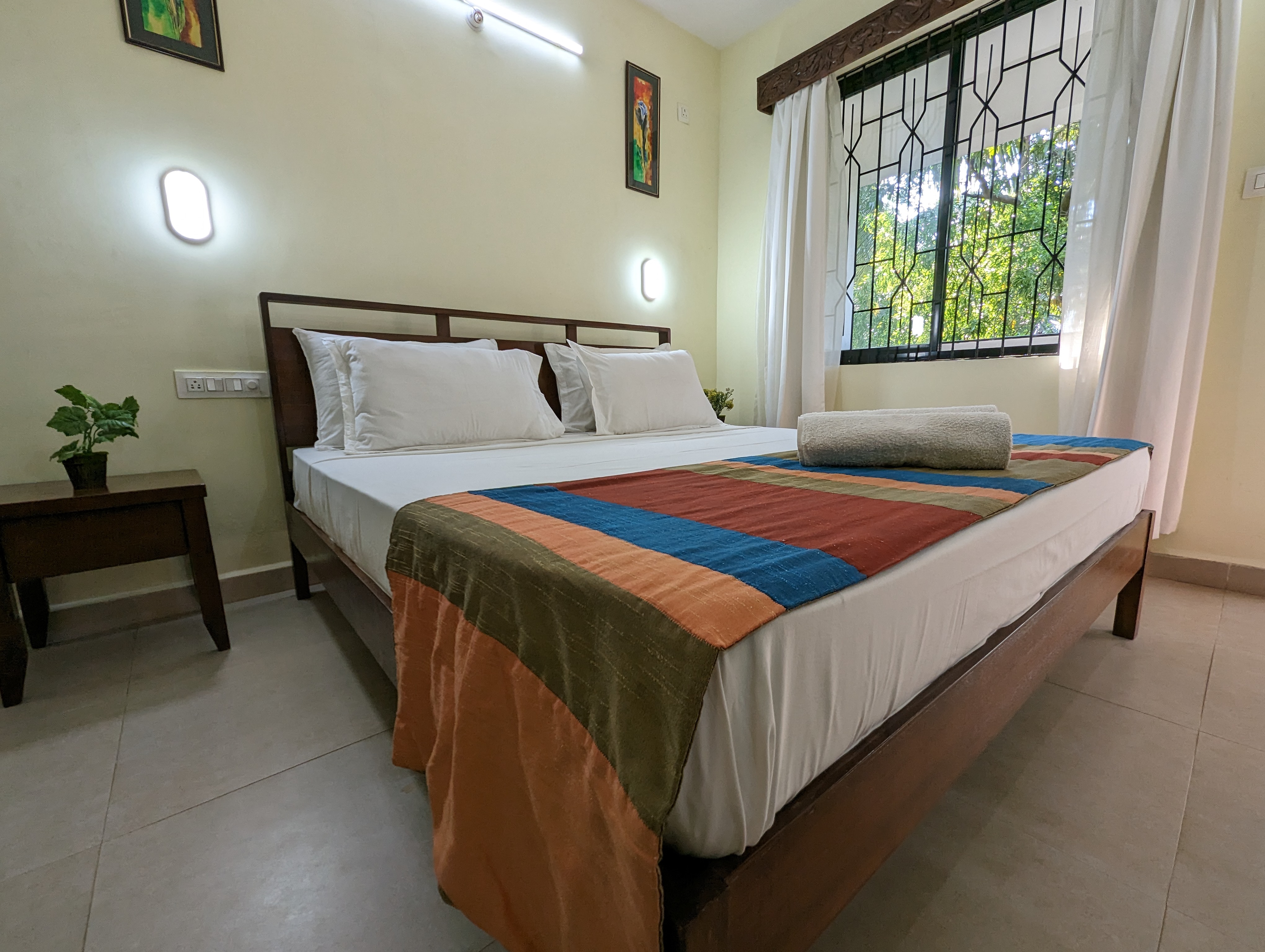Deluxe 2BK AC Apartment near the beach