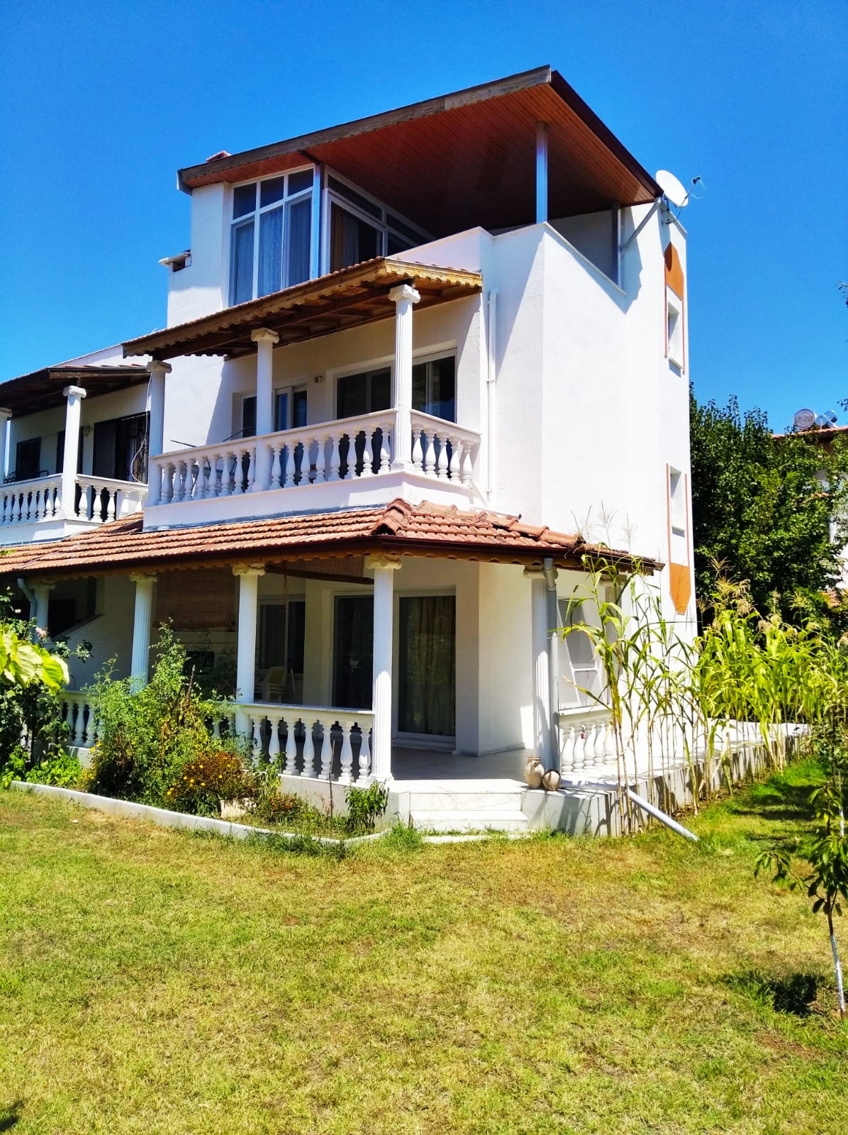DİKİLİ İZMİR �de Müstakil Kiralık Villa Dikili şehrinde Kiralık