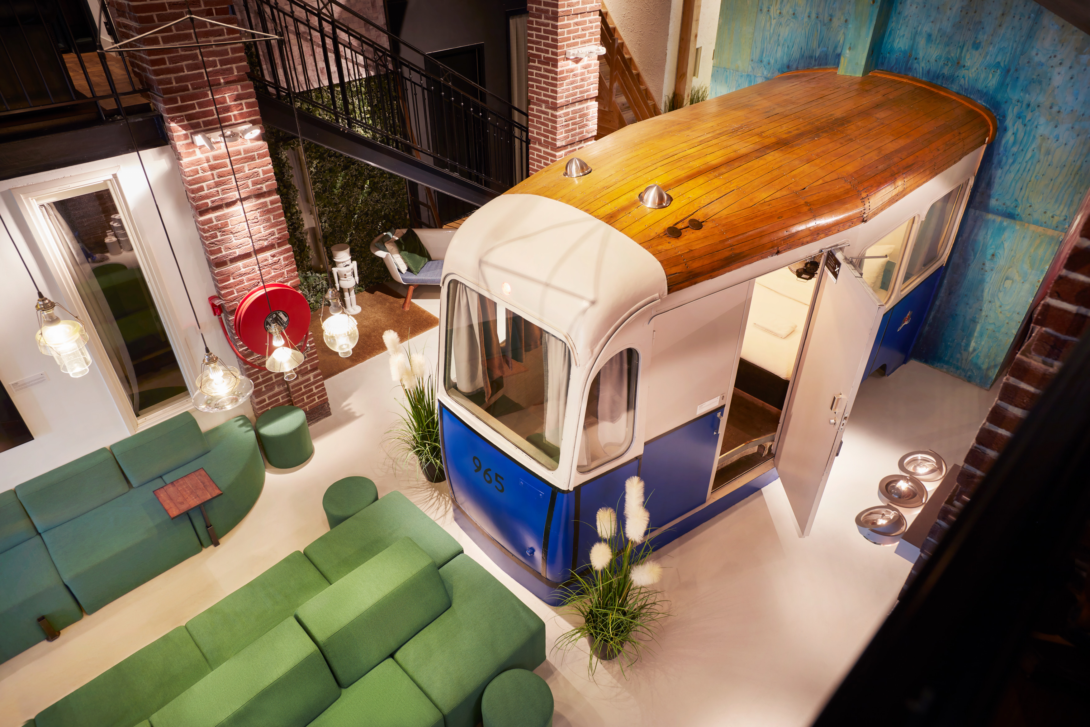 Hotel Not Hotel Amsterdam: Amsterdam Tram Cart — Amsterdam stay
